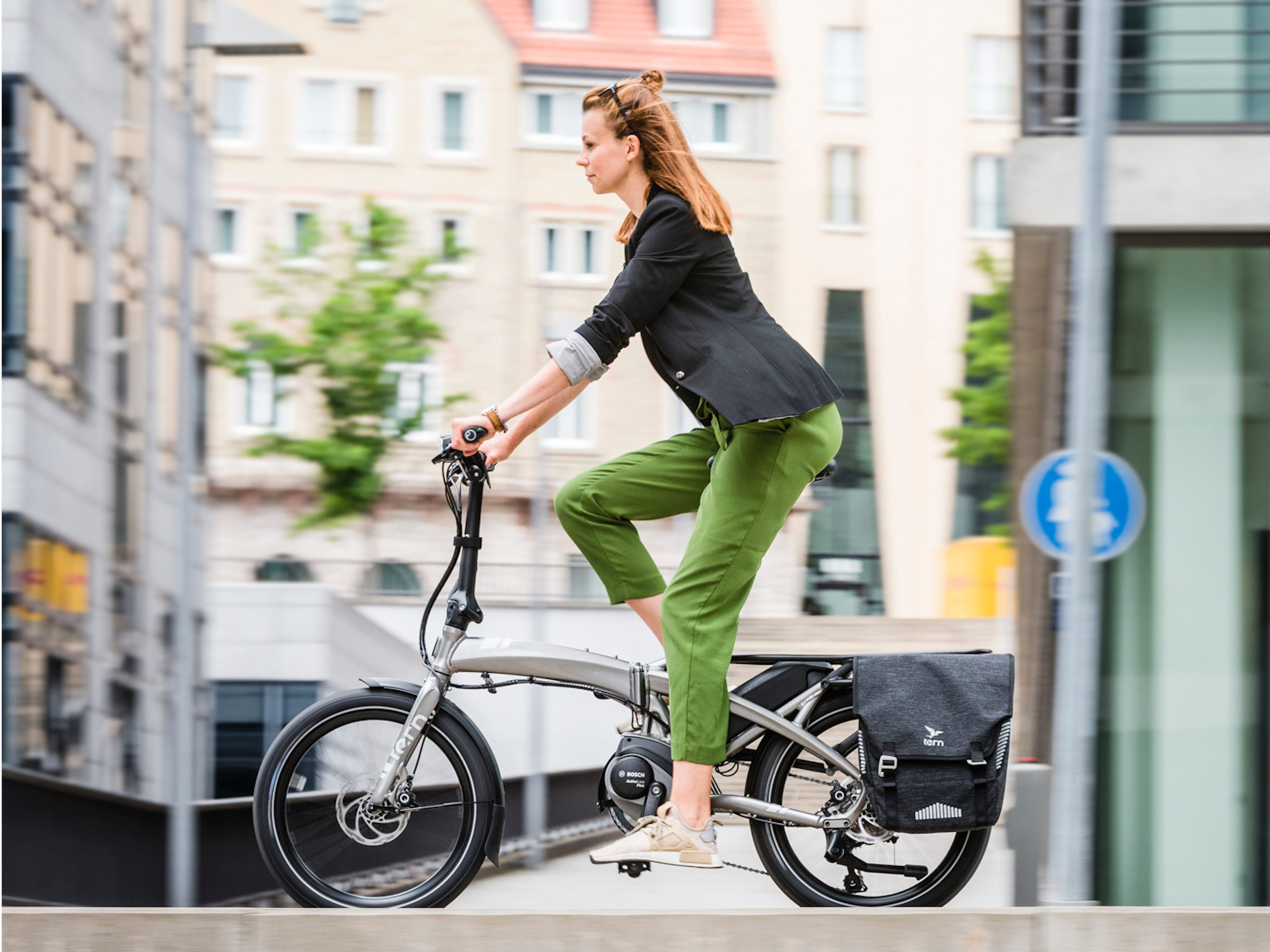 Tern Vektron S10 Folding Electric Bike - Lightweight & Portable Commuter E-Bike for Urban Travel, Adventure & Daily Commuting | Perfect for City Riders, Camping & Last-Mile Transportation