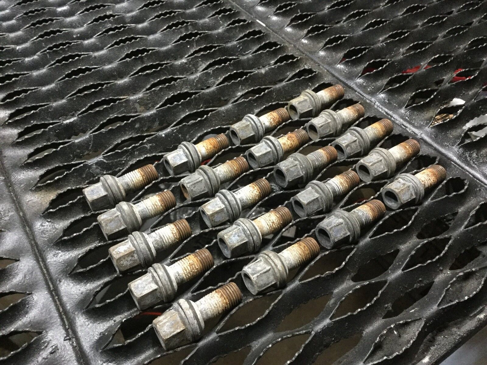 Audi A4 Wheel Bolt Lug Nut Kit - 20pcs OEM Replacement (Fits 2002-2008 Models) - Perfect for Wheel Repair & Maintenance