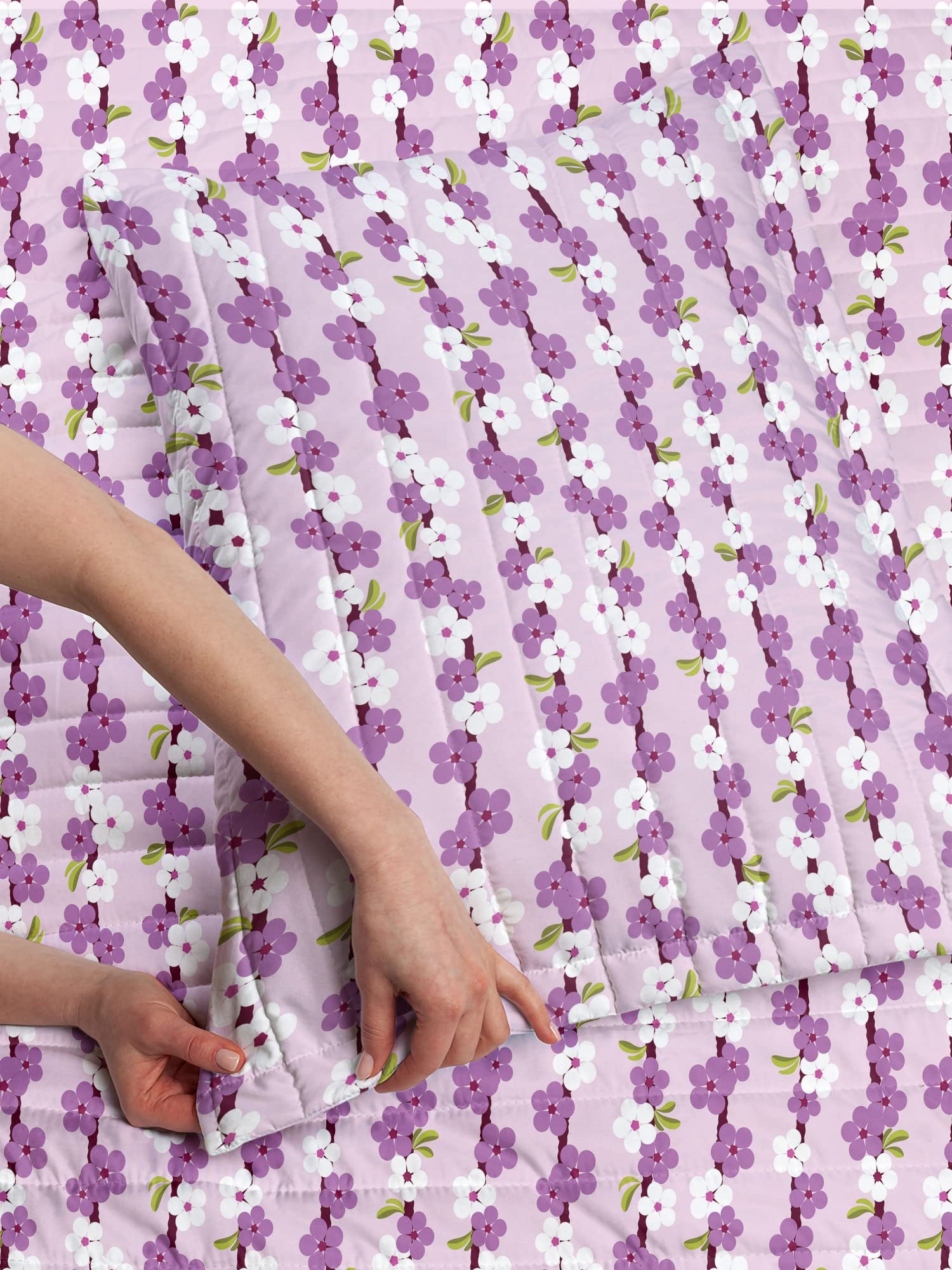 Ambesonne Japanese Microfiber Bedspread Set - Cherry Blossom Sakura Tree Design with Horizontal Branches, Soft Queen Size Bedding Set Includes Pillow Shams & Comforter in Lilac White Green | Perfect for Spring Bedroom Decor, Asian-Inspired Home Styling