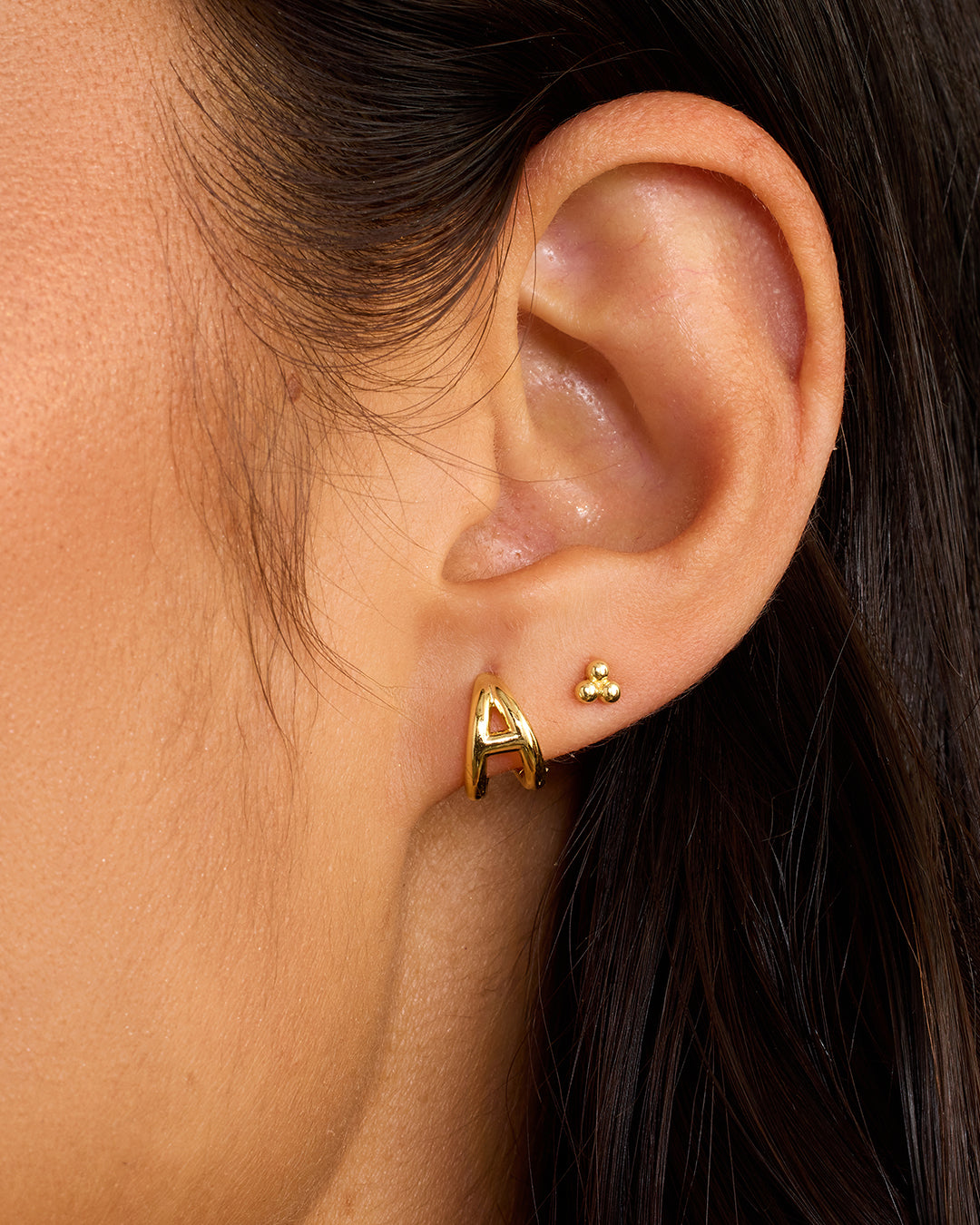 Alphabet Single Huggie Earrings - Minimalist Gold Plated Initial Letter Studs for Women - Perfect for Everyday Wear, Gifts & Special Occasions