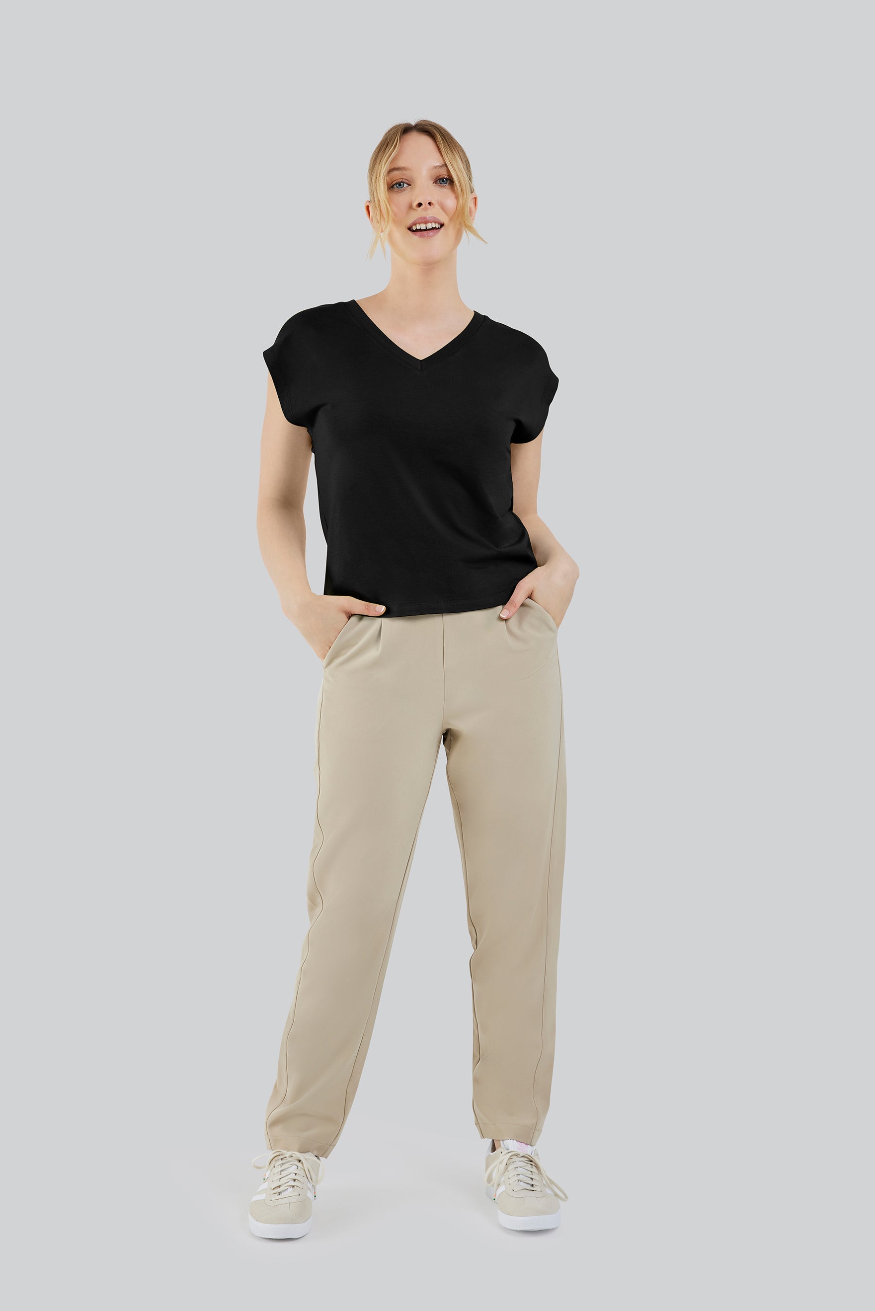 Haut Brighton Women's Fashion Clothing - Stylish Tops, Dresses & Outfits for Casual, Office & Party Wear | Trendy & Comfortable Apparel for Everyday Style