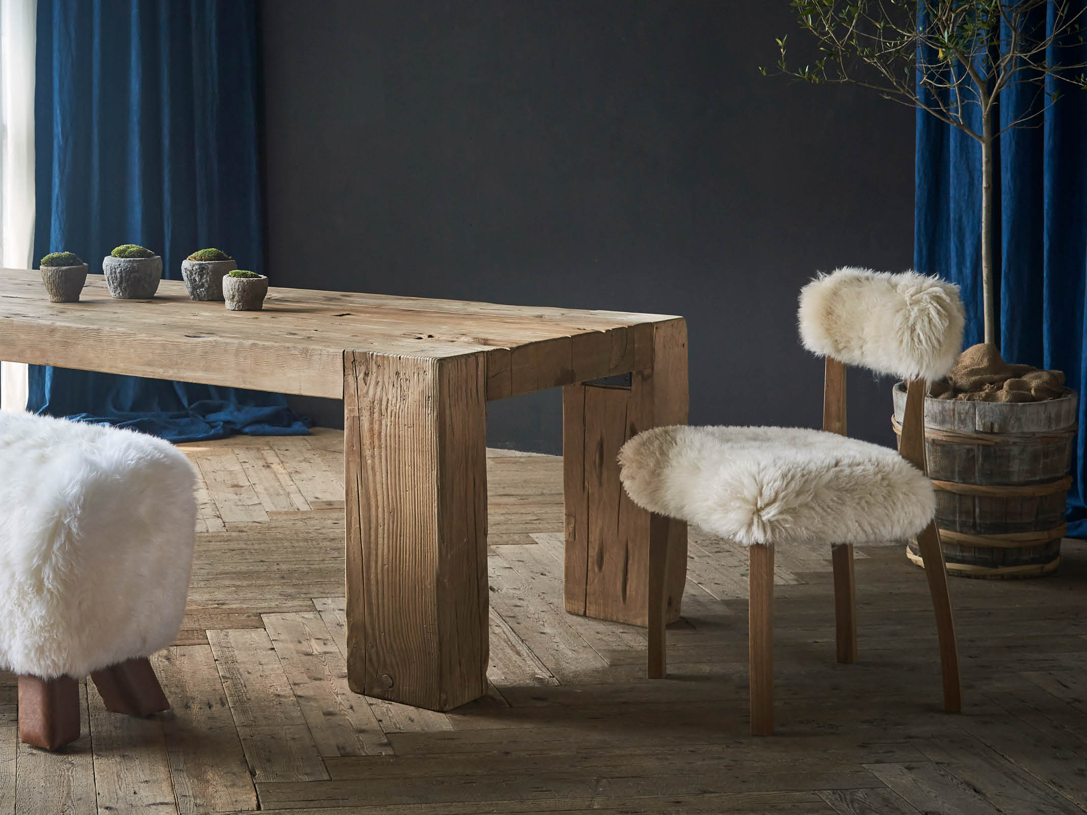 Modern Wooden Cabin Dining Chair - Rustic Farmhouse Style for Kitchen, Dining Room & Outdoor Use