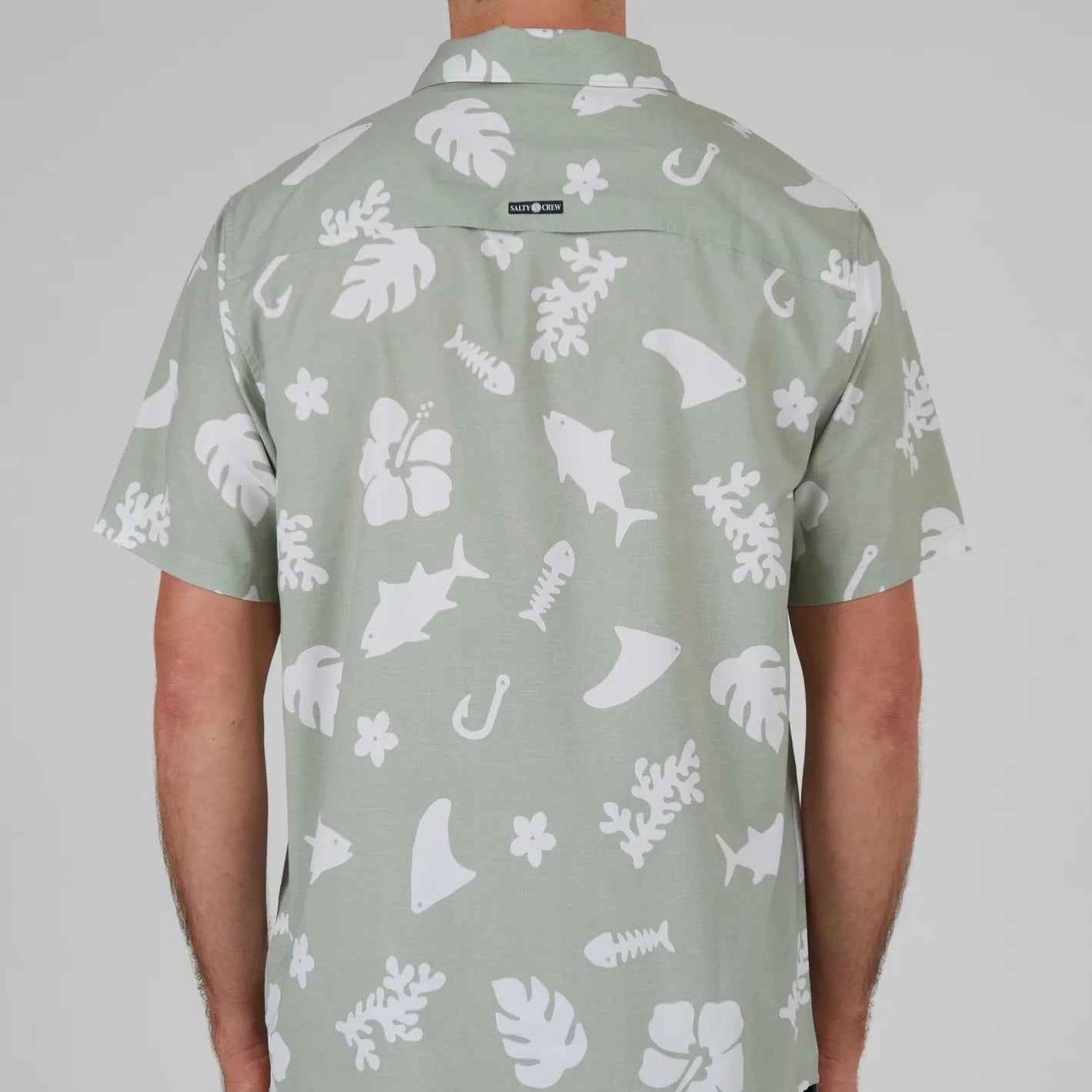 Salty Crew Men's Short Sleeve Tech Woven Shirt - Lightweight & Breathable Summer Casual Shirt for Outdoor Activities, Beach & Travel