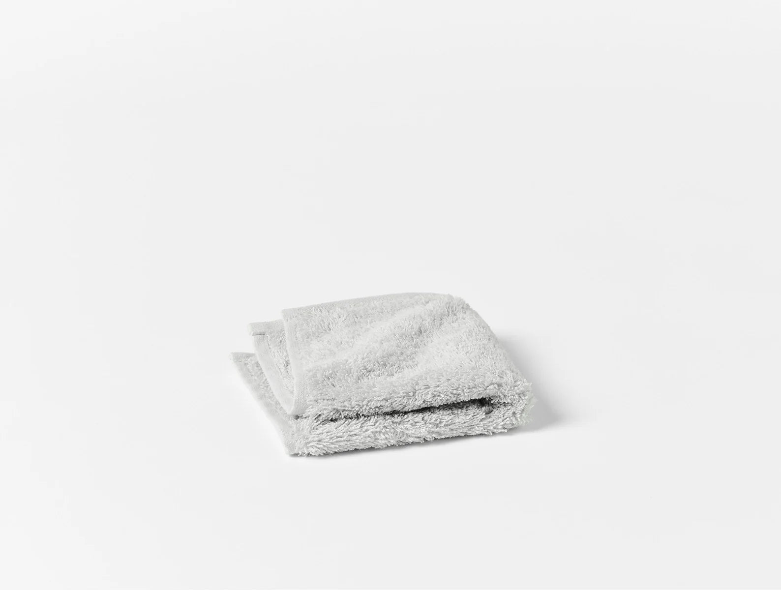 Organic Cotton Cloud Loom Bath Towels & Bath Mat Set - Ultra Soft, Absorbent & Eco-Friendly for Spa, Bathroom & Luxury Home Decor