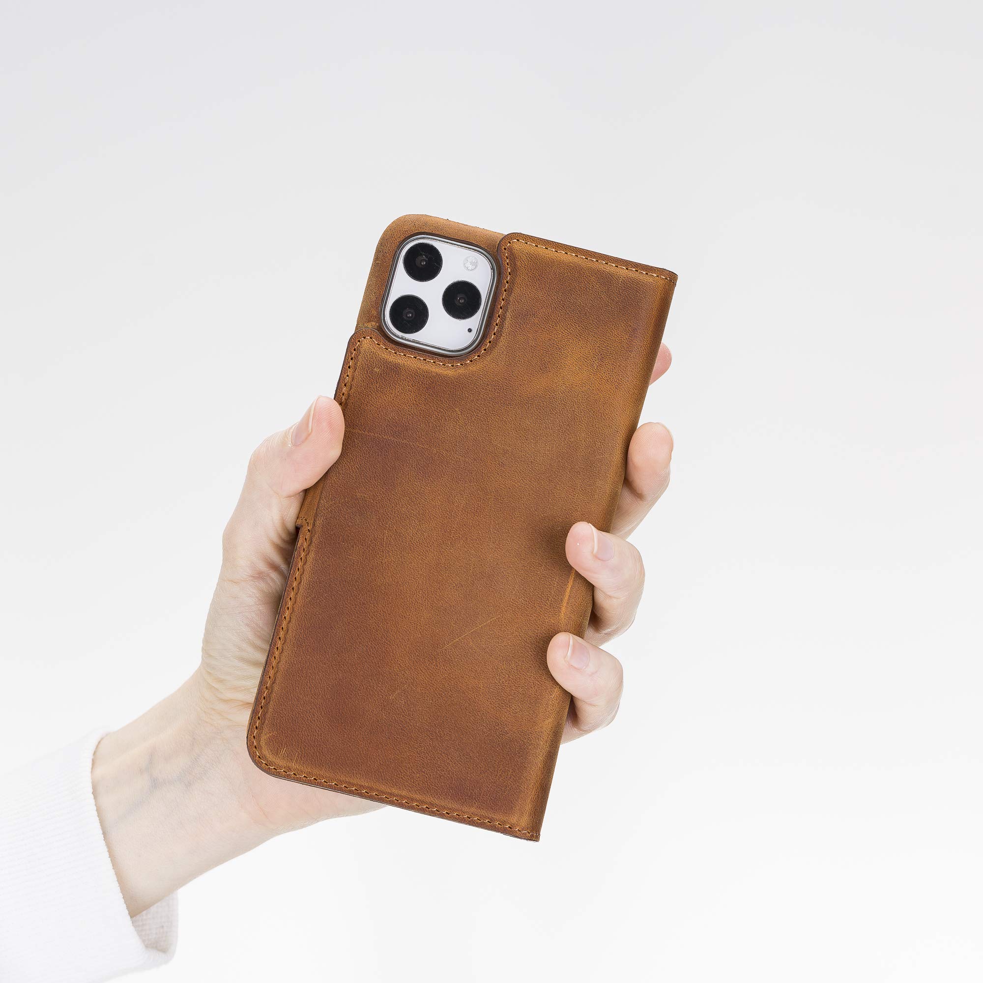 Venito Florence Genuine Leather Wallet Phone Case for iPhone 11 Pro Max - RFID Blocking Protection - Detachable Card Holder (Antique Brown) - Perfect for Travel, Shopping & Everyday Use