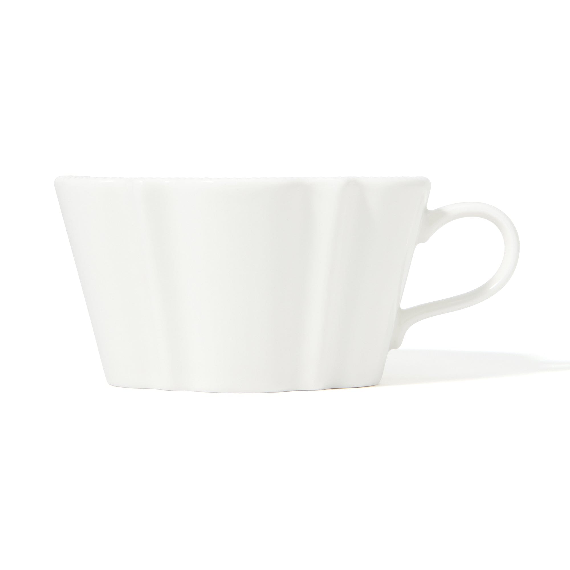 Blanche Soup Cup with Wave Design - Elegant White Ceramic Bowl for Soup, Cereal, or Dessert - Perfect for Home Dining, Restaurants, and Gifts
