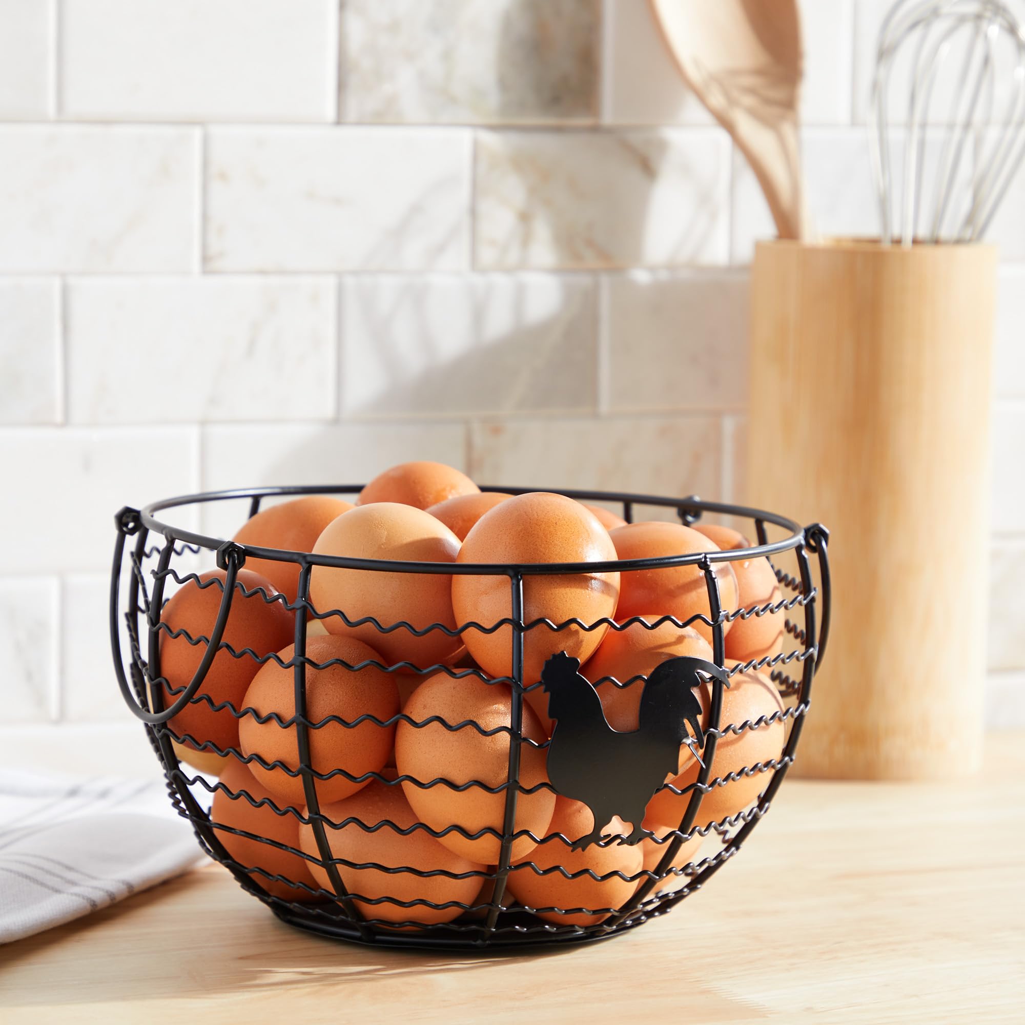 Juvale Black Wire Egg Collecting Basket - Farmhouse Style Kitchen Organizer (8.2 x 8.2 x 4.9 Inches) - Perfect for Fresh Egg Storage, Farmhouse Decor, and Country Kitchen Organization