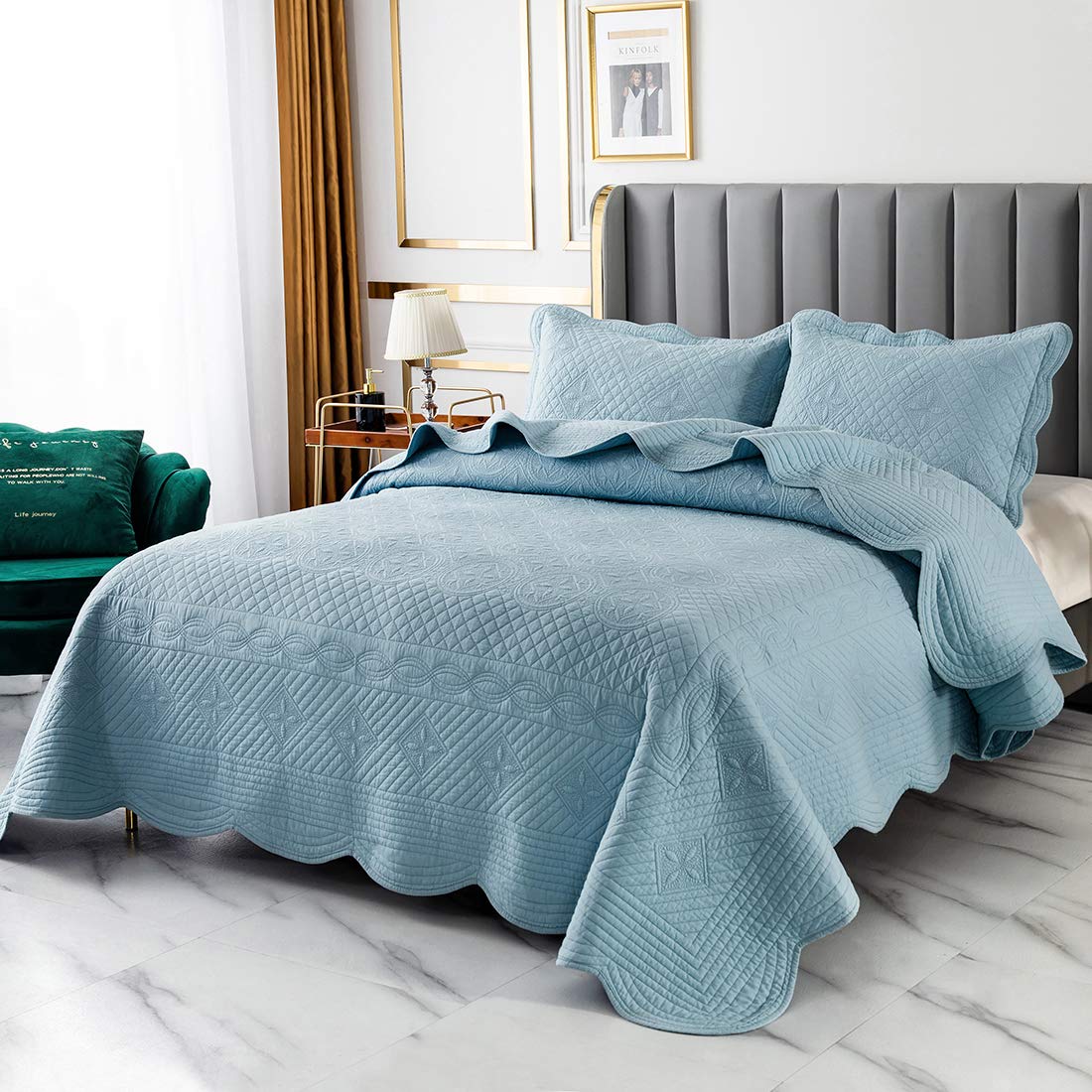 VCTOPS 3-Piece 100% Cotton Solid Quilt Set - Oversize Queen Embroidered Reversible Lightweight Quilted Coverlet Bedspread for All Seasons (Blue) | Soft & Breathable Bedding for Master Bedroom, Guest Room & Dorm Decor