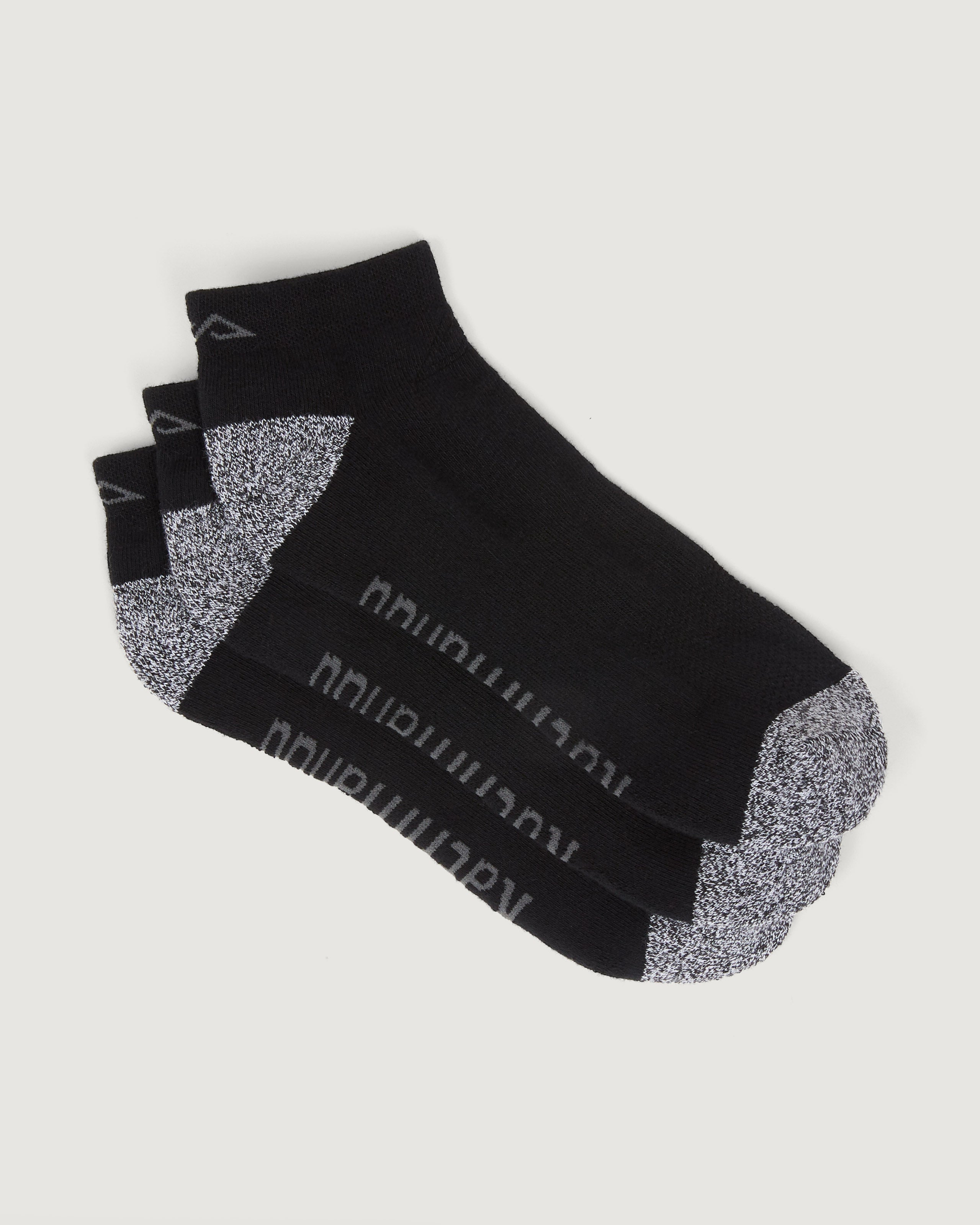 Accion driMOTION Low Cut Socks 3-Pack - Moisture Wicking Athletic Socks for Men & Women - Perfect for Running, Gym & Everyday Wear - Black