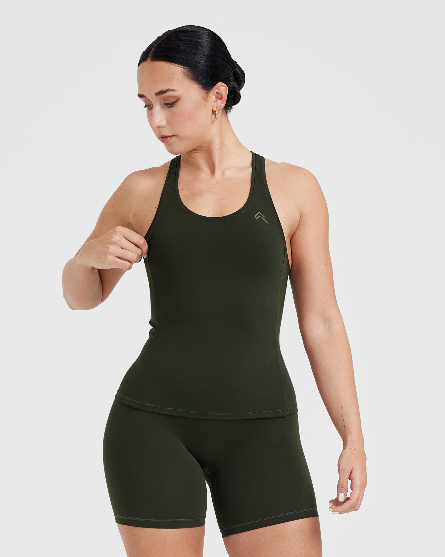 Timeless Khaki Vest for Men & Women - Lightweight & Stylish Outdoor Layering for Hiking, Camping, and Casual Wear