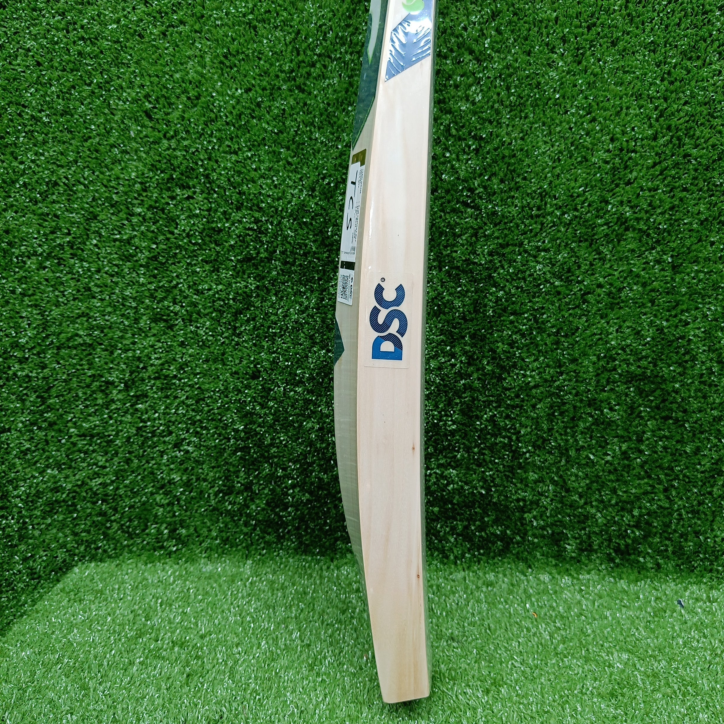 Premium DSC BLU 300 English Willow Cricket Bat - Professional Grade for Matches & Practice - Perfect for Club Players & Tournament Use