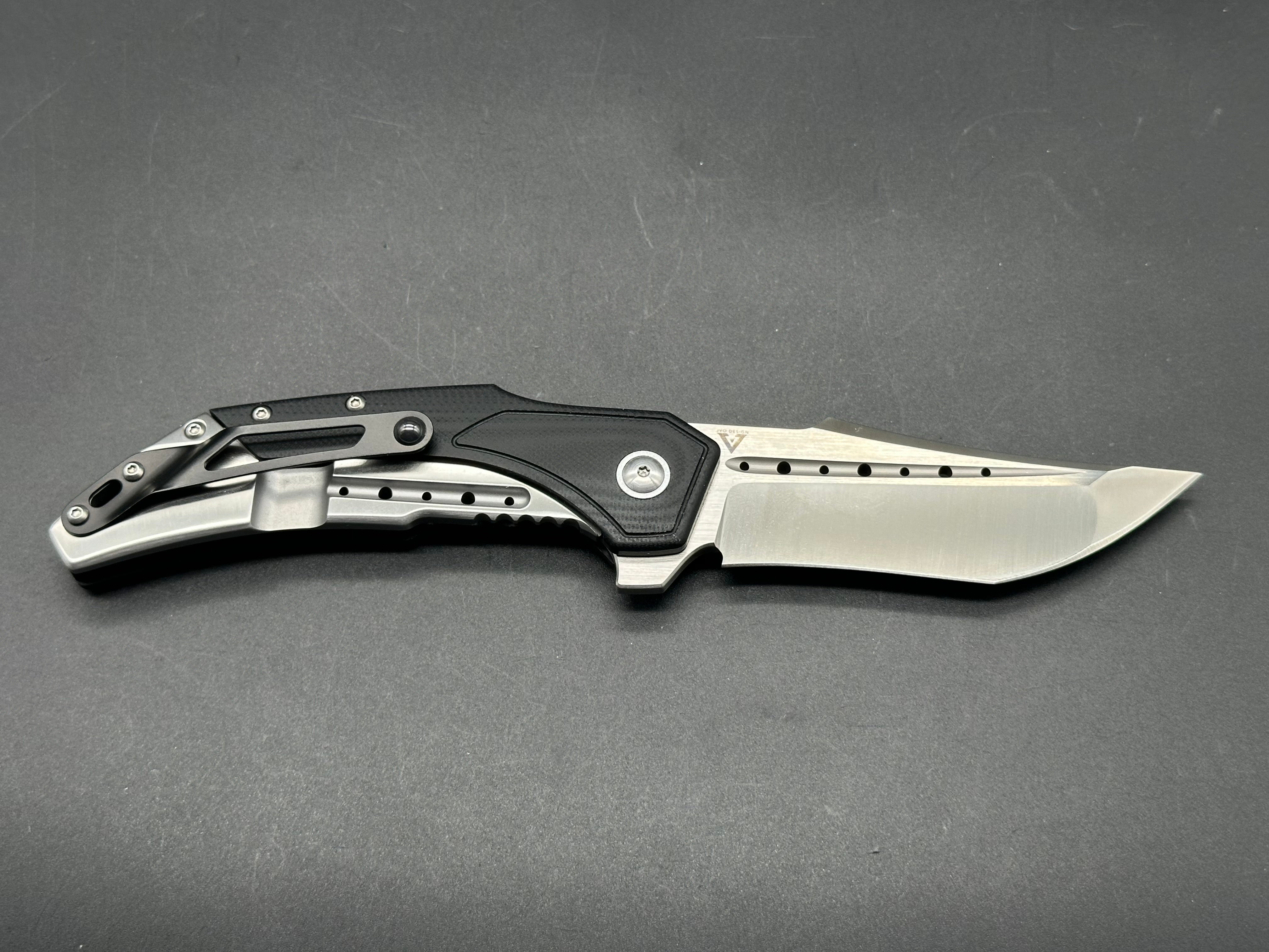 Begg Knives Astio Frame Lock Folding Knife - Black G10 Handle, 3.5