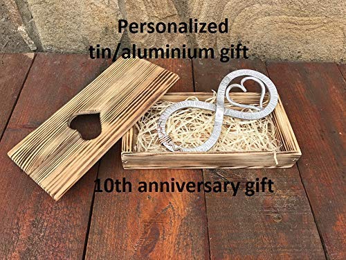 Infinity Sign Tin Gift - 10th Anniversary Present for Couples, Aluminum Keepsake for Her & Him - Perfect for Romantic Celebrations & Home Decor