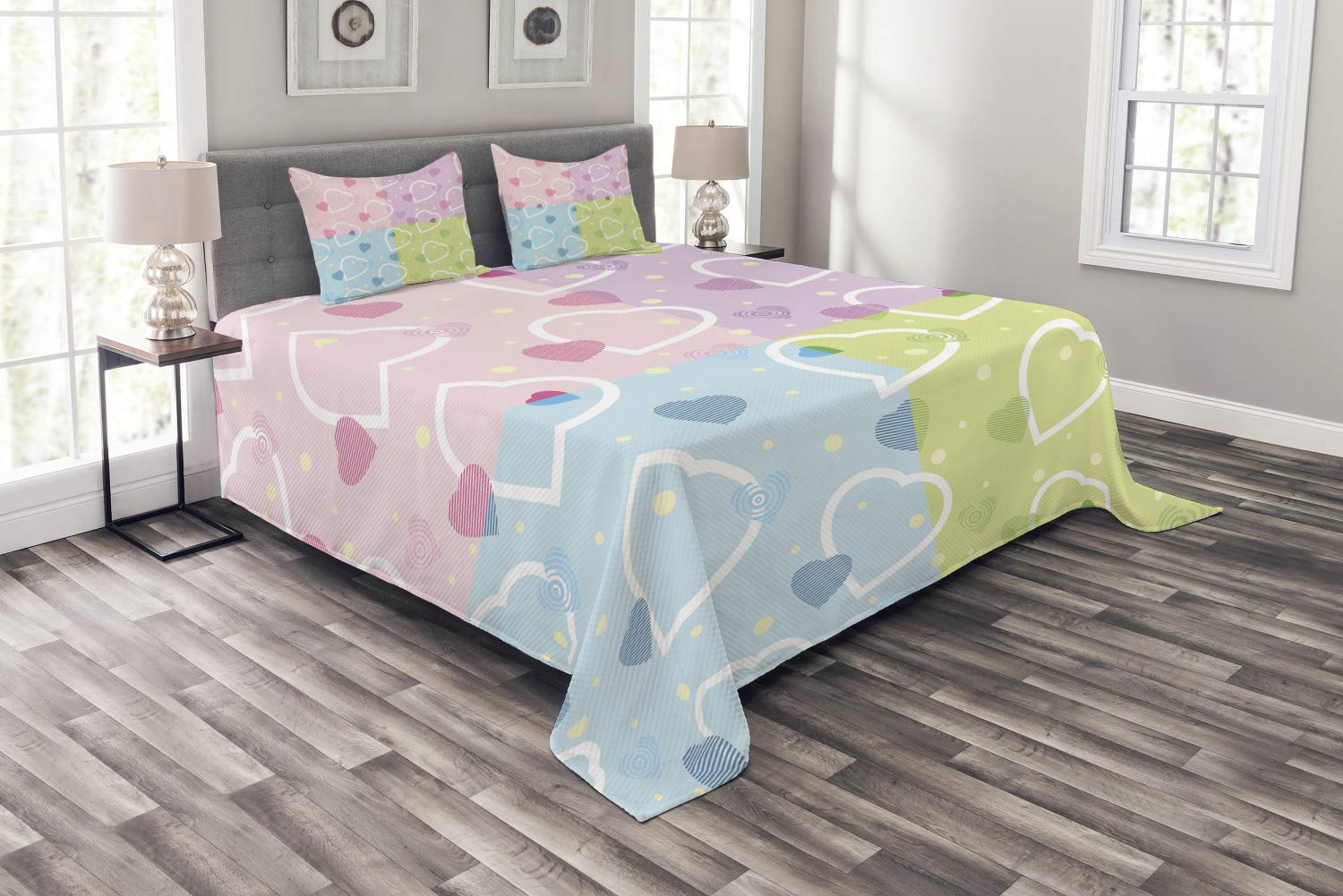 Ambesonne Valentine Bedspread Set - Big Little Heart Motifs on Colorful Dotted Background, Romantic Love Theme 3-Piece Bedding Set with Coverlet & 2 Pillow Shams, King Size Multicolor | Perfect for Valentine's Day, Anniversary Gifts & Romantic Bedroom Decor