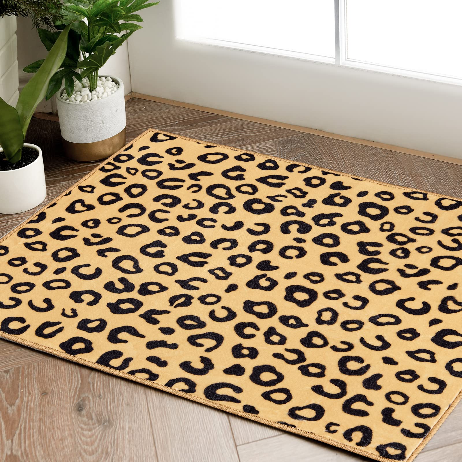 Jinchan Leopard Print Area Rug 2x3 ft - Non-Slip Low Pile Safari Animal Design Door Mat - Soft Brown Indoor Floor Carpet for Bathroom, Living Room, Bedroom & Dining Room - Perfect for Western Home Decor, Kids Play Area & High-Traffic Spaces