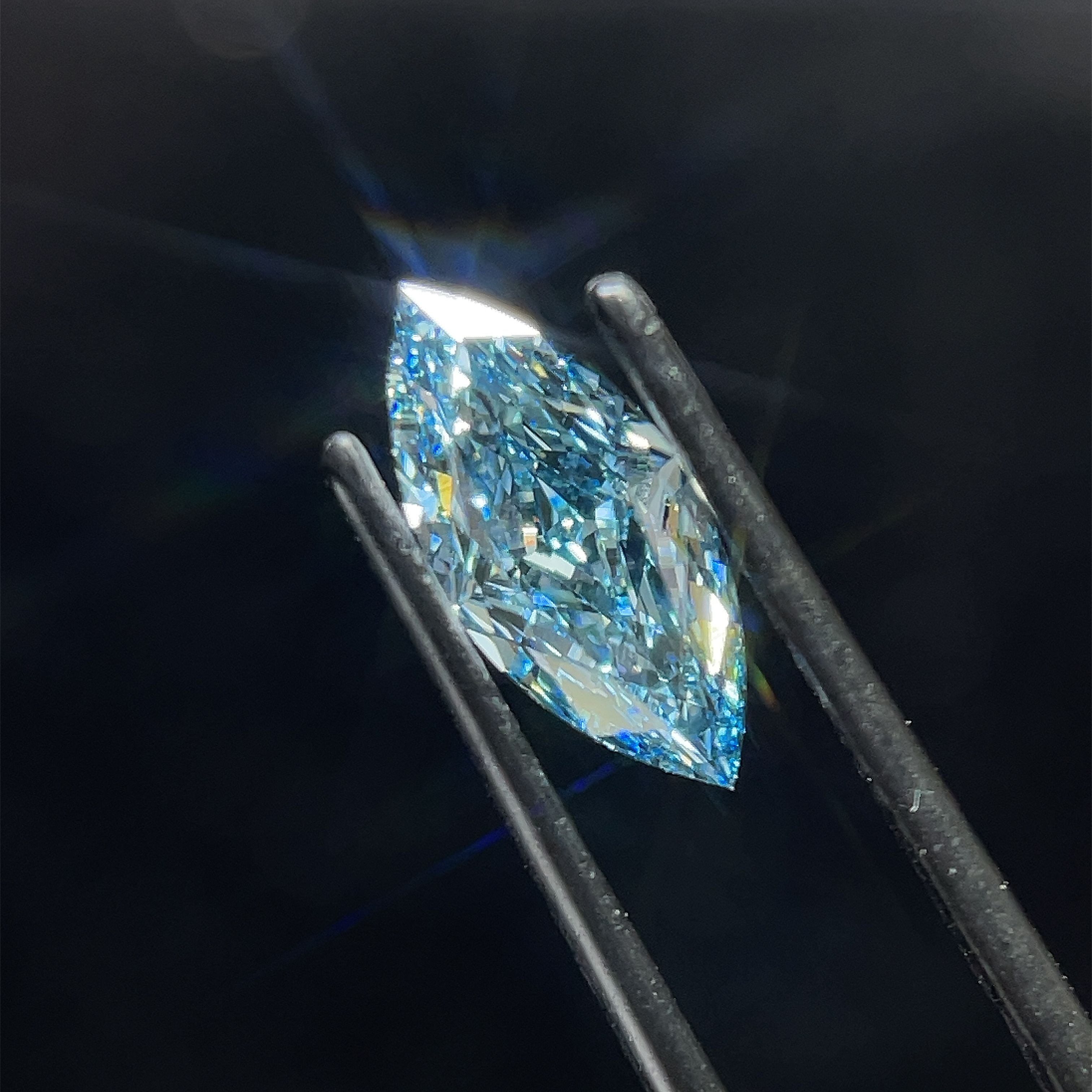 2.0 Carat Marquise Cut Lab-Grown Diamond for Engagement Rings & Fine Jewelry | Eco-Friendly & Conflict-Free Alternative
