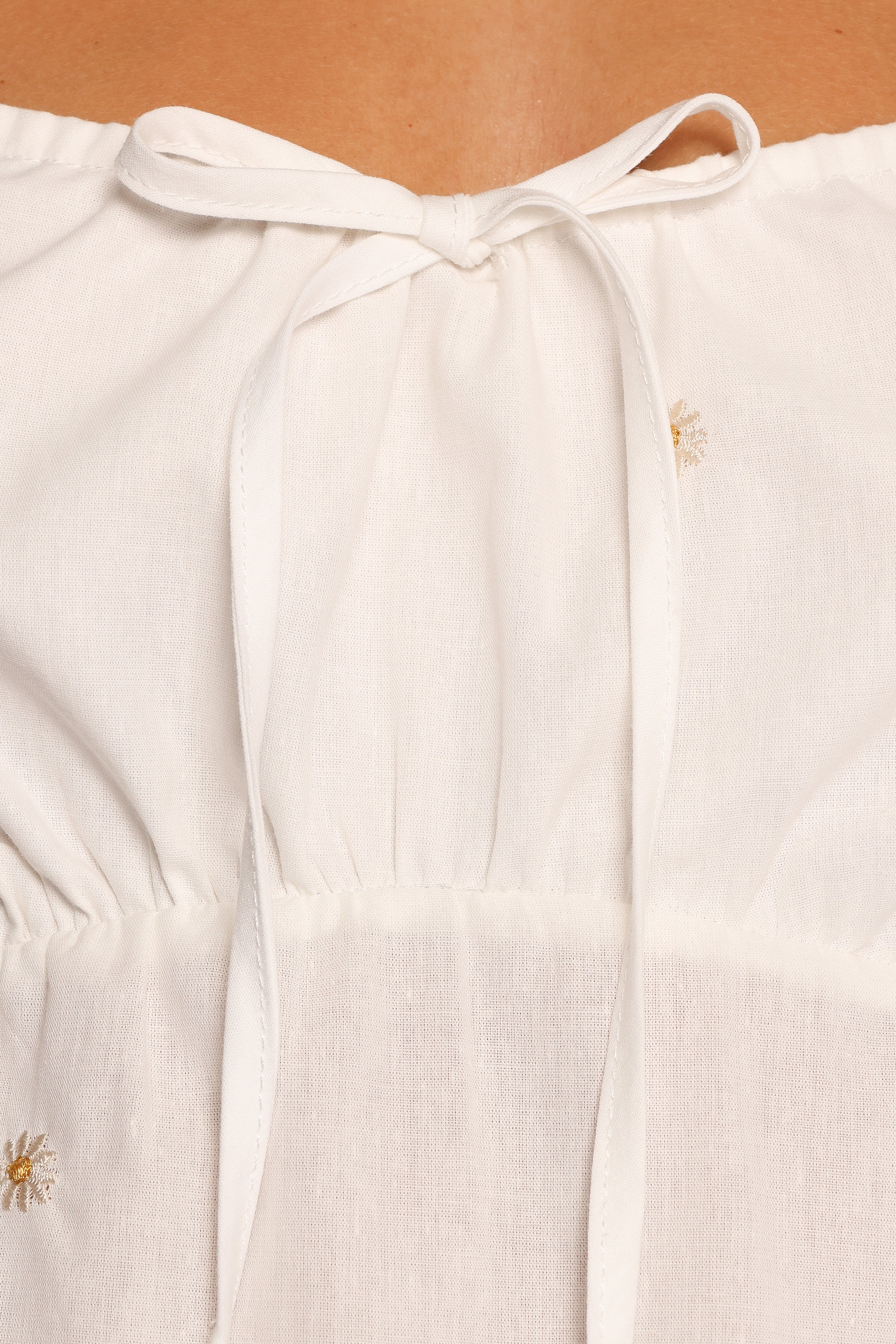 Ivory Esra Top - Elegant Women's Blouse for Casual & Office Wear | Perfect for Work, Dates & Special Occasions