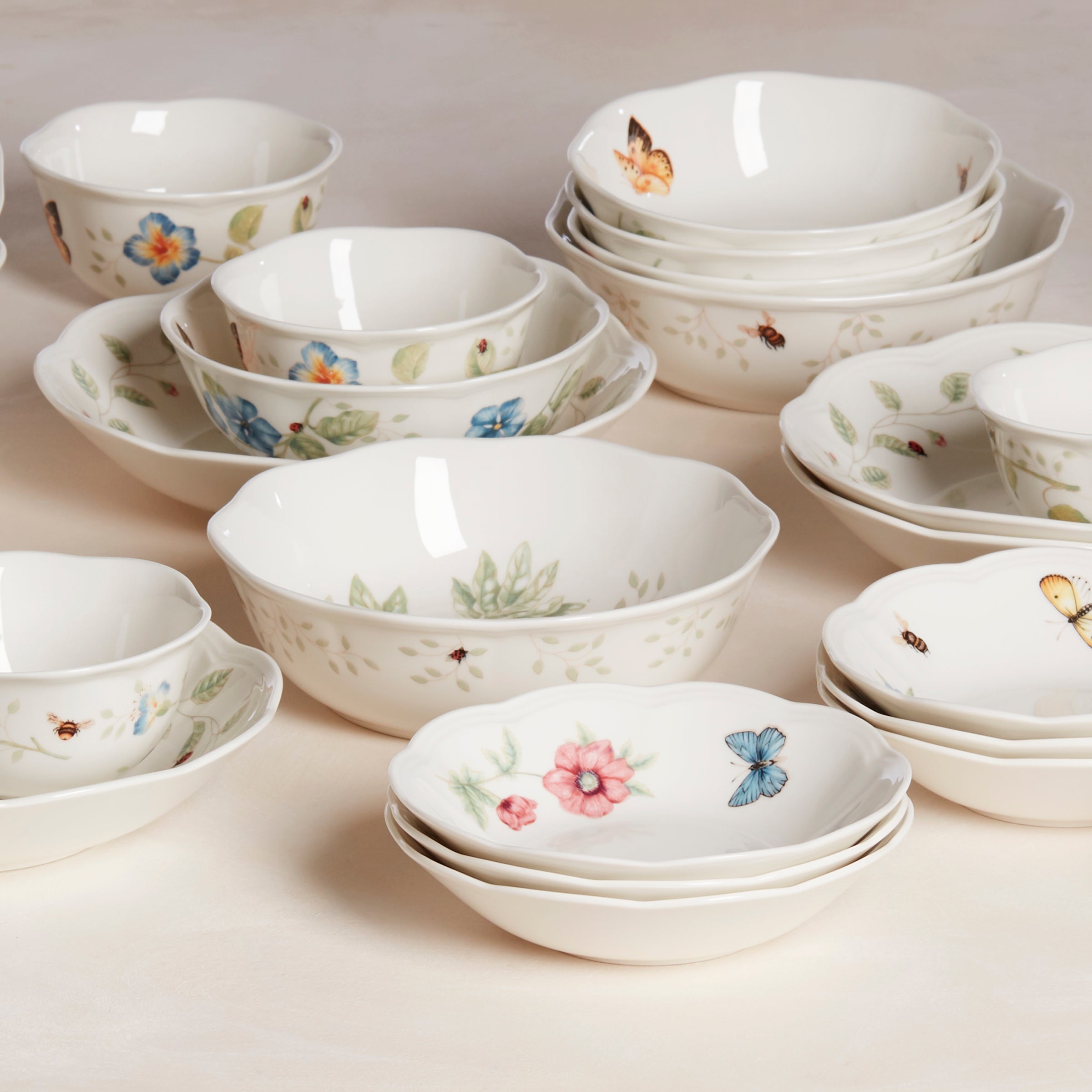 Butterfly Meadow Pasta Bowl Set - Handmade Ceramic Dinnerware for Pasta, Salad & Soup - Elegant Floral Design for Home Dining & Restaurant Use