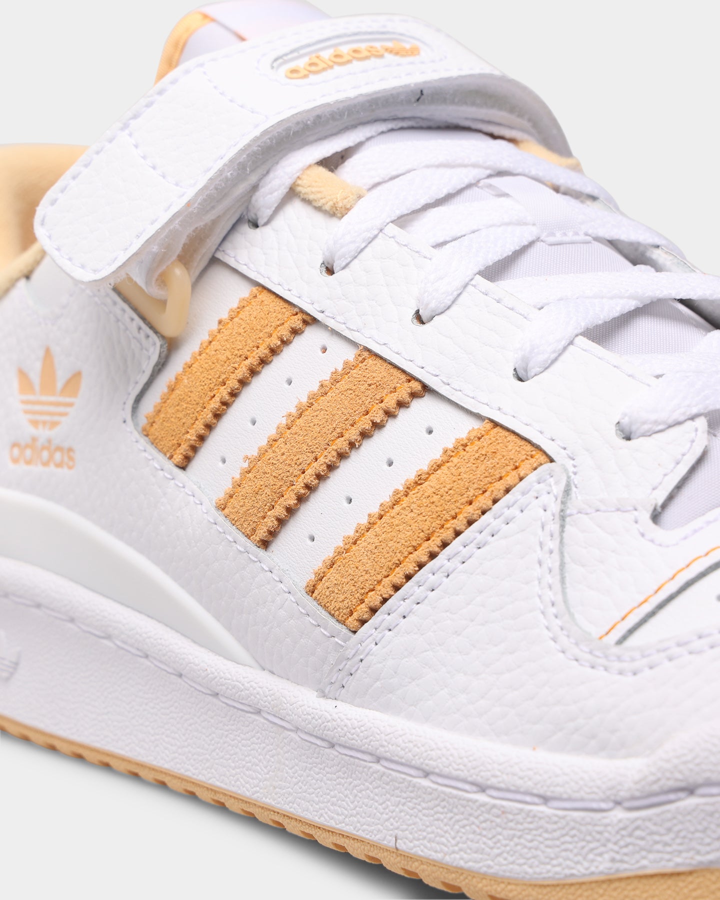 Adidas Forum Low Sneakers - Cloud White/Pulse Amber/Orange Rush - Men's Casual Shoes for Streetwear & Everyday Comfort