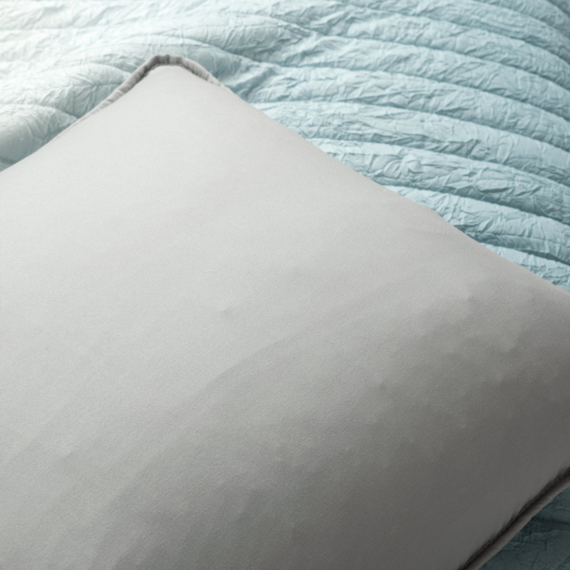 Crinkle Ombre Oversized Quilt 3-Piece Set - Soft Textured Bedding for Master Bedroom, Guest Room & Cozy Home Decor
