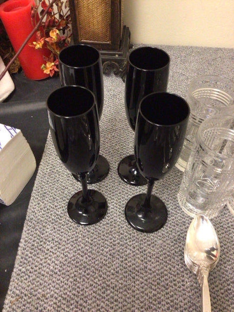 4-Piece Set of Elegant Black Glass Flutes - Perfect for Champagne, Cocktails, and Party Celebrations