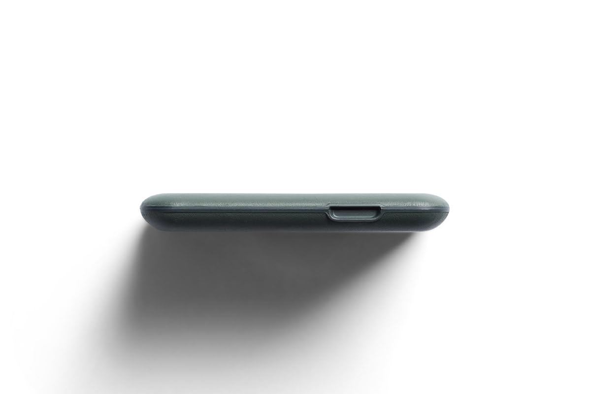 Bellroy Flip Case Second Edition - Slim RFID Blocking Card Holder & Hardshell Wallet (Everglade Green) - Perfect for Travel, Everyday Carry & Minimalist Lifestyle