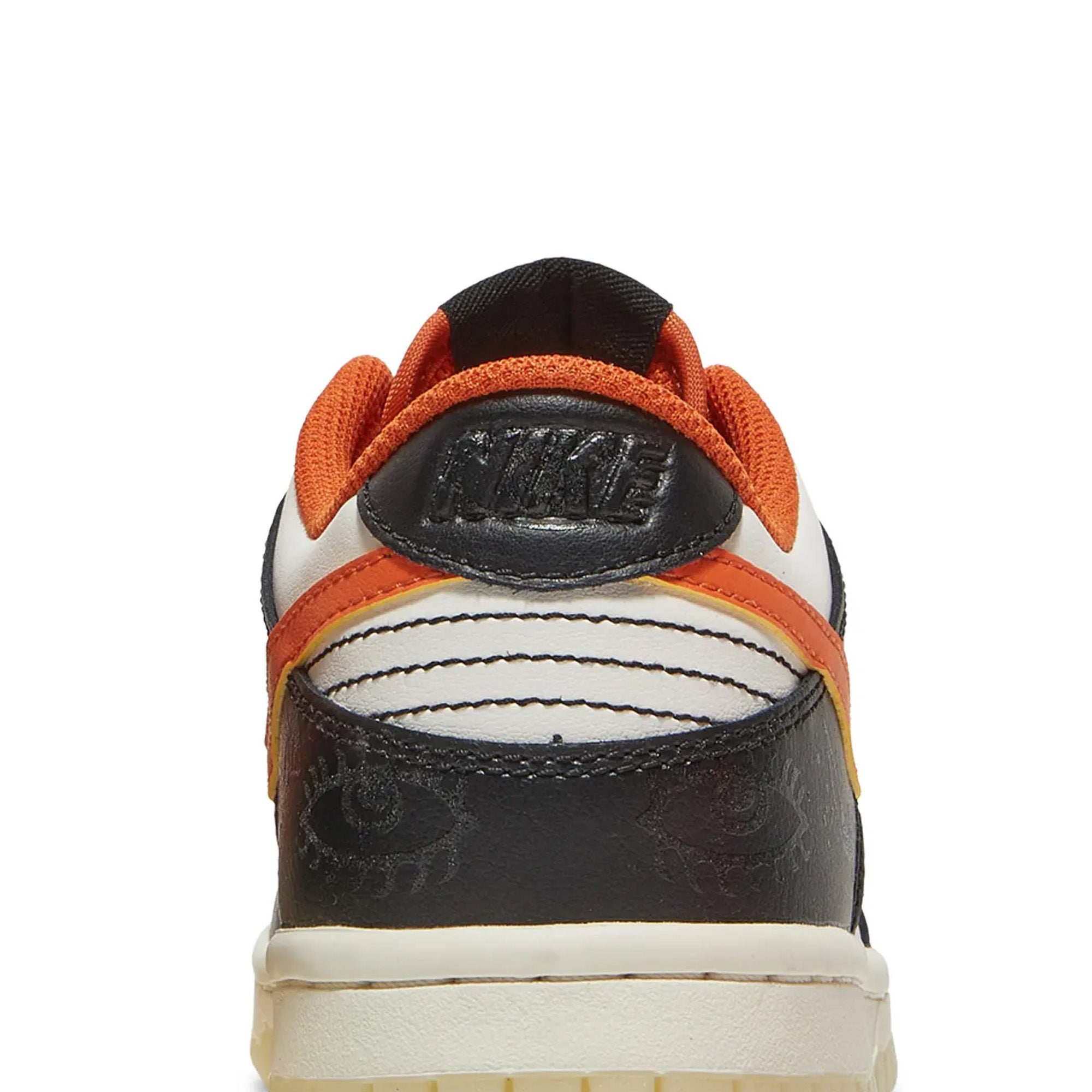 Nike Dunk Low PRM 'Halloween' GS Sneakers (2021) - Comfortable Retro Basketball Shoes for Women & Girls, Perfect for Halloween Costumes, Streetwear & Casual Outfits