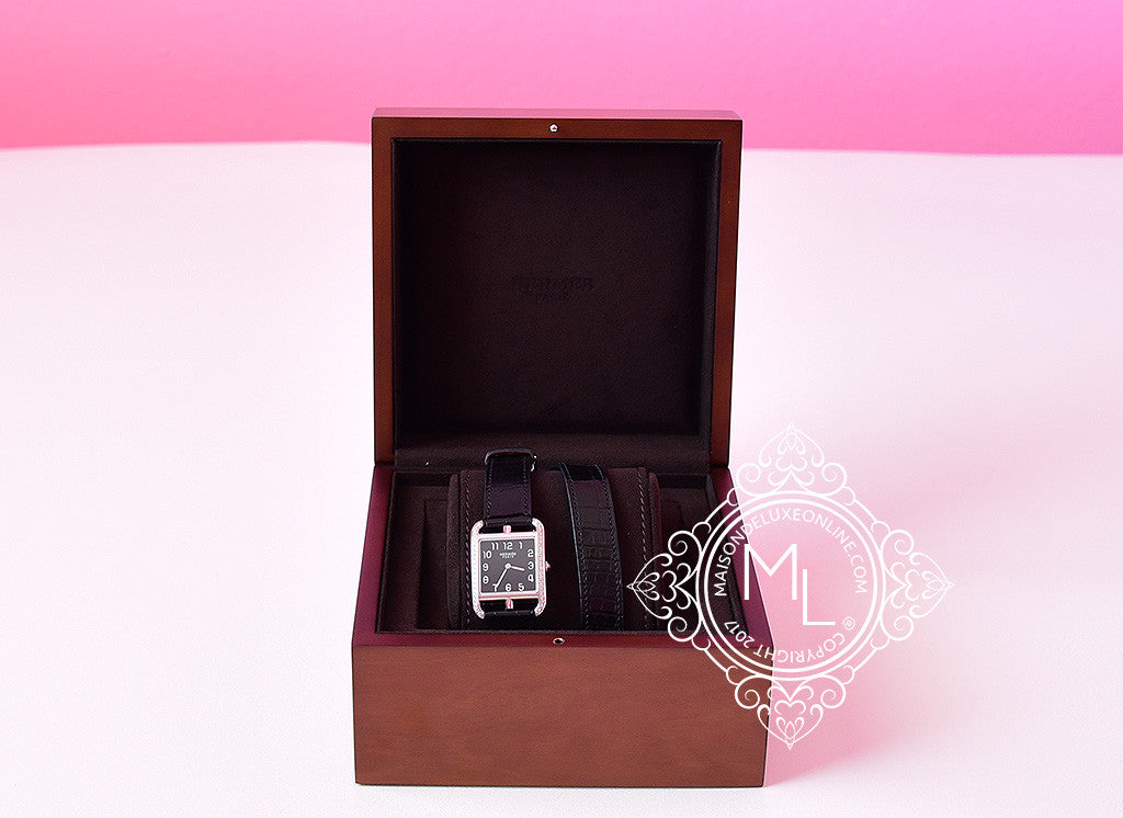 Hermes Diamond Cape Cod Onyx Crocodile Watch GM - Luxury Swiss Timepiece for Men & Women - Perfect for Formal Events & Business Meetings