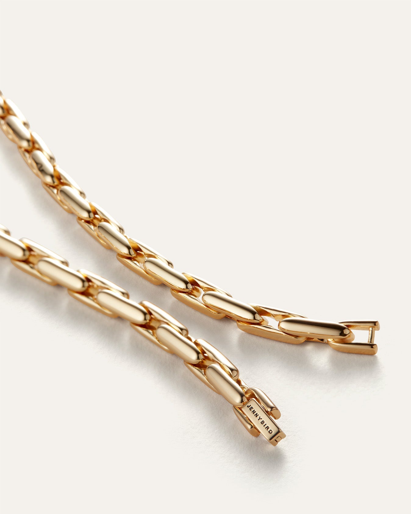 Alber Chain Gold Necklace for Women - 18K Gold Plated Elegant Layering Jewelry - Perfect for Parties, Weddings & Everyday Wear