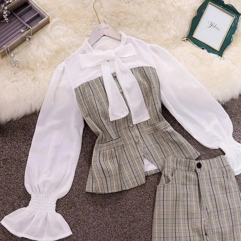 Stylish Women's Flared Plaid Pantsuit - Trendy Office & Casual Outfit for Work, Party & Everyday Wear