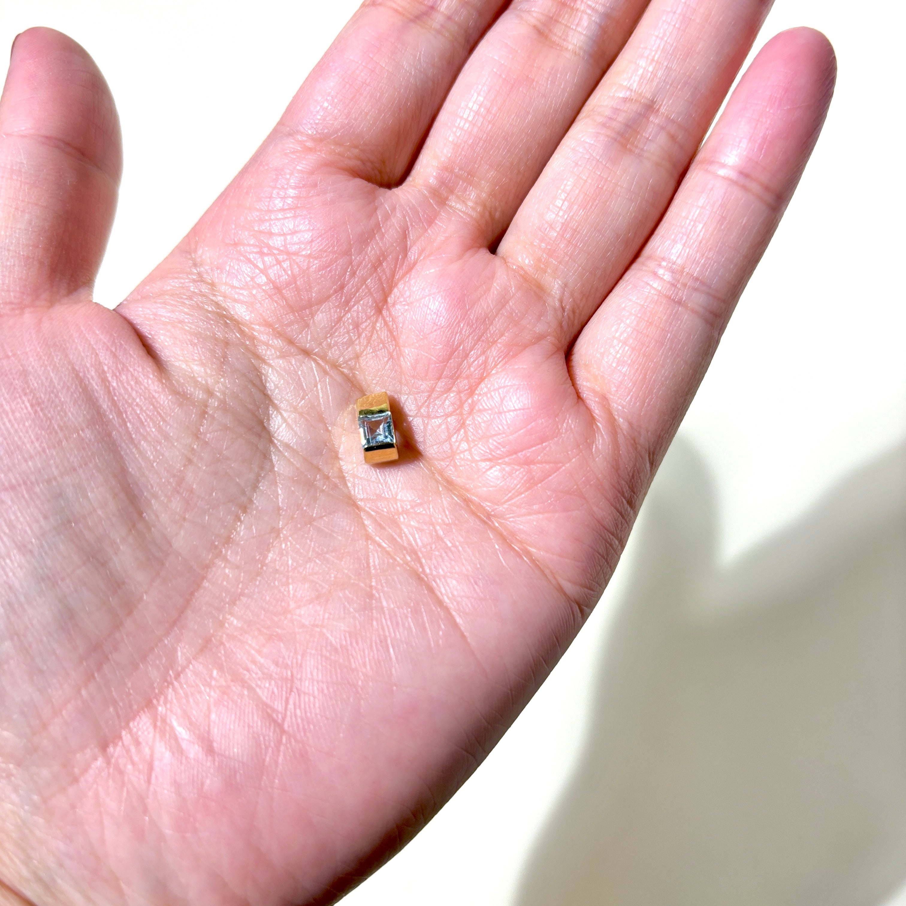 18K Yellow Gold Topaz Pendant Necklace | 0.38ct Natural Blue Topaz Gemstone Jewelry | Elegant Gift for Women, Birthday, Anniversary | Perfect for Everyday Wear & Special Occasions