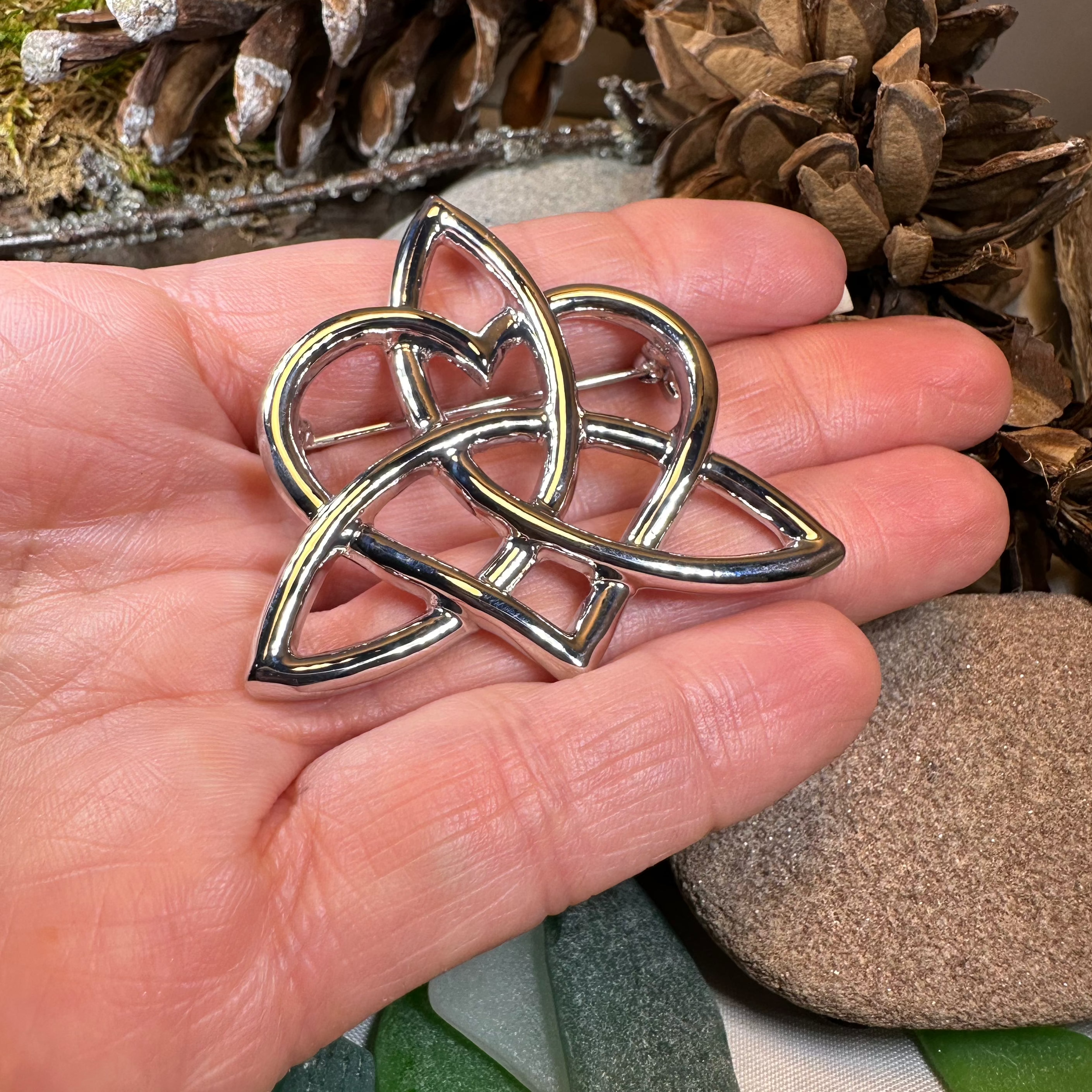 Celtic Love Knot Brooch - Sterling Silver Irish Claddagh Pin for Women - Perfect for Weddings, Anniversaries & Celtic Heritage Gifts