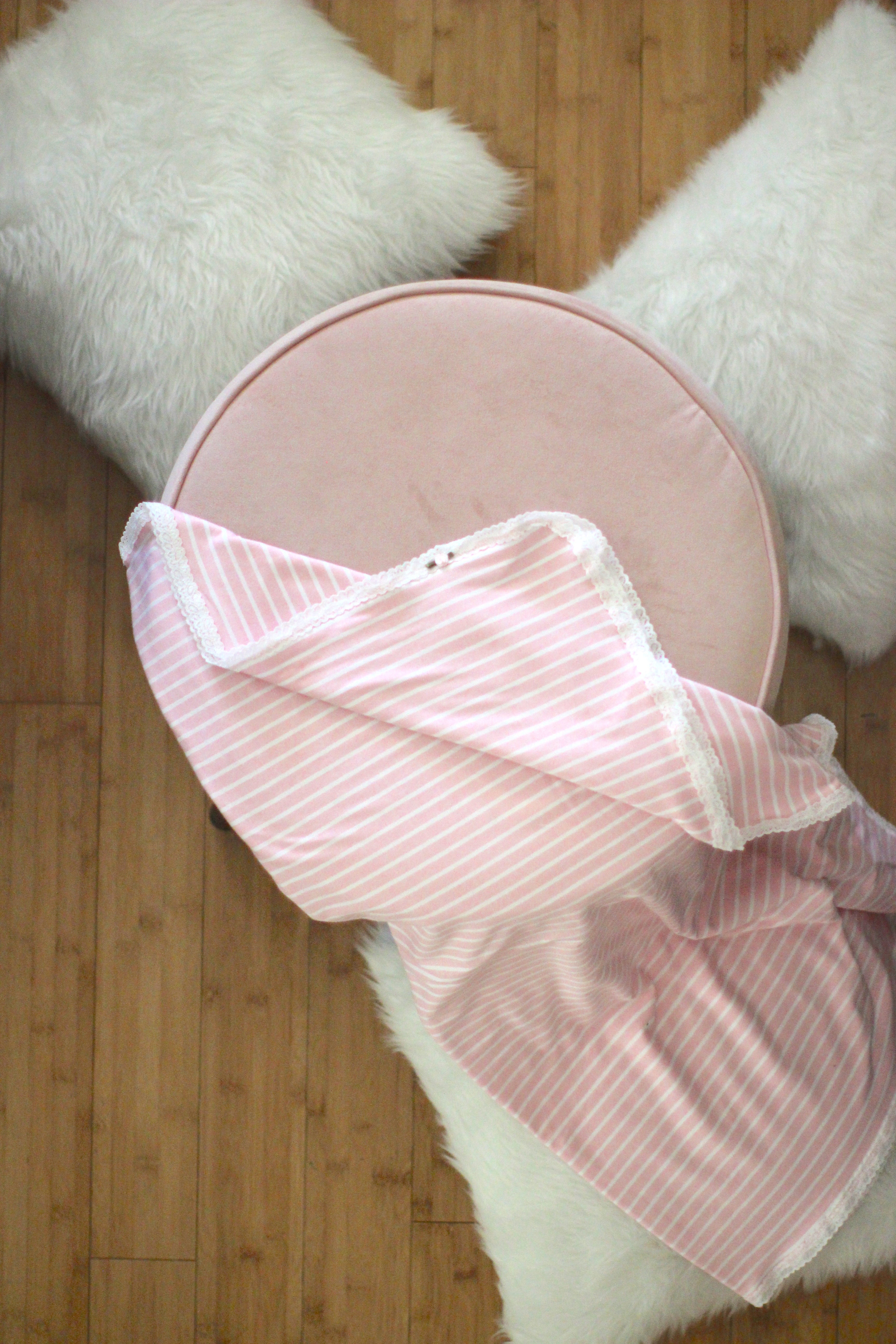Soft & Cozy Baby Blanket - Breathable & Hypoallergenic for Newborns & Toddlers - Perfect for Nursery, Stroller, Swaddling & Cuddling