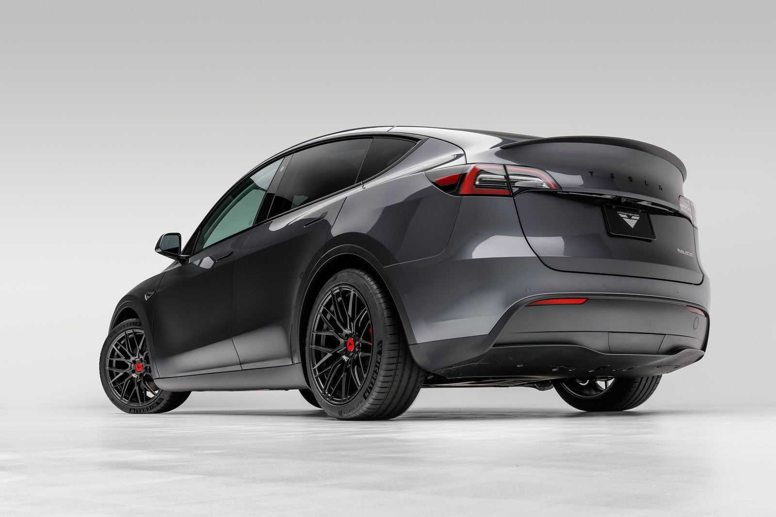 Tesla Model Y 20