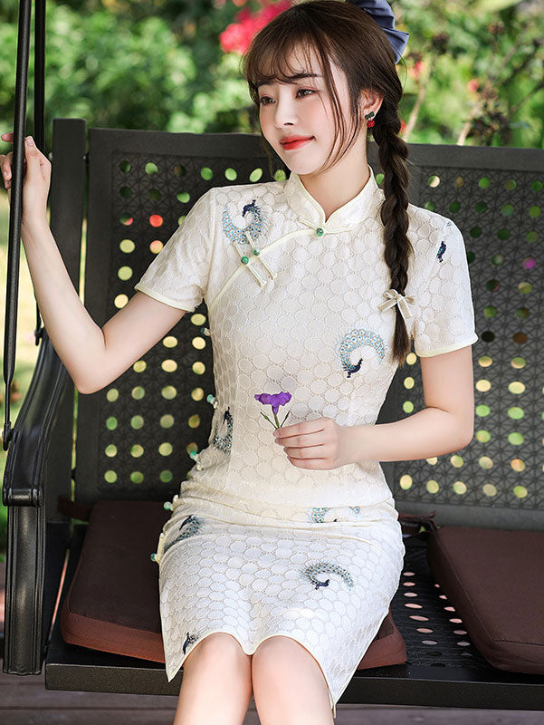 Elegant Embroidered Peacock Lace Cheongsam Dress for Women | Traditional Chinese Qi Pao with Green & White Design | Perfect for Weddings, Parties, and Special Occasions