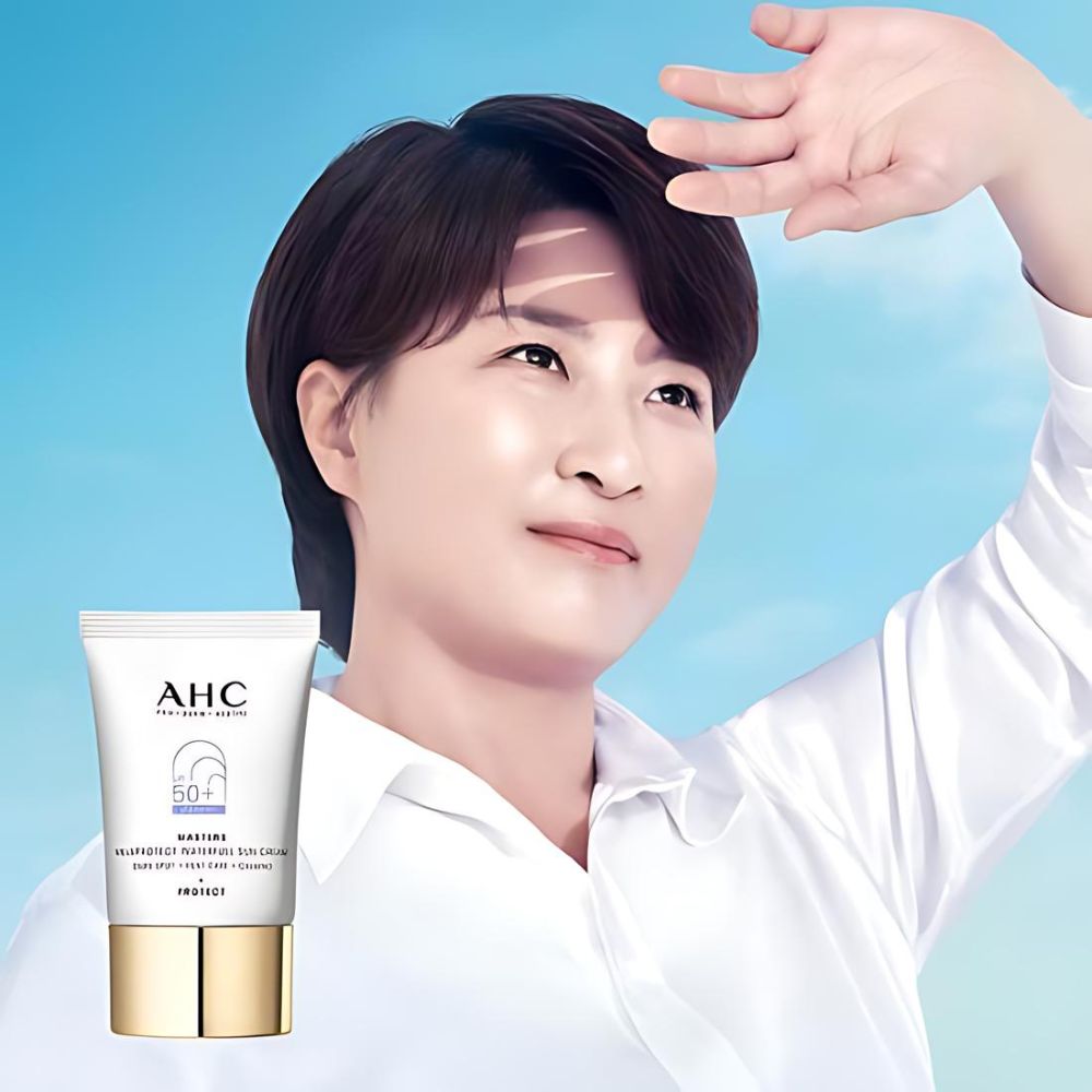 AHC Masters Melaprotect Waterfull Sun Cream 40ml - SPF50+ PA++++ Hydrating Sunscreen for Face, Daily UV Protection, Moisturizing & Anti-Aging - Perfect for Outdoor Activities, Beach & Daily Skincare Routine