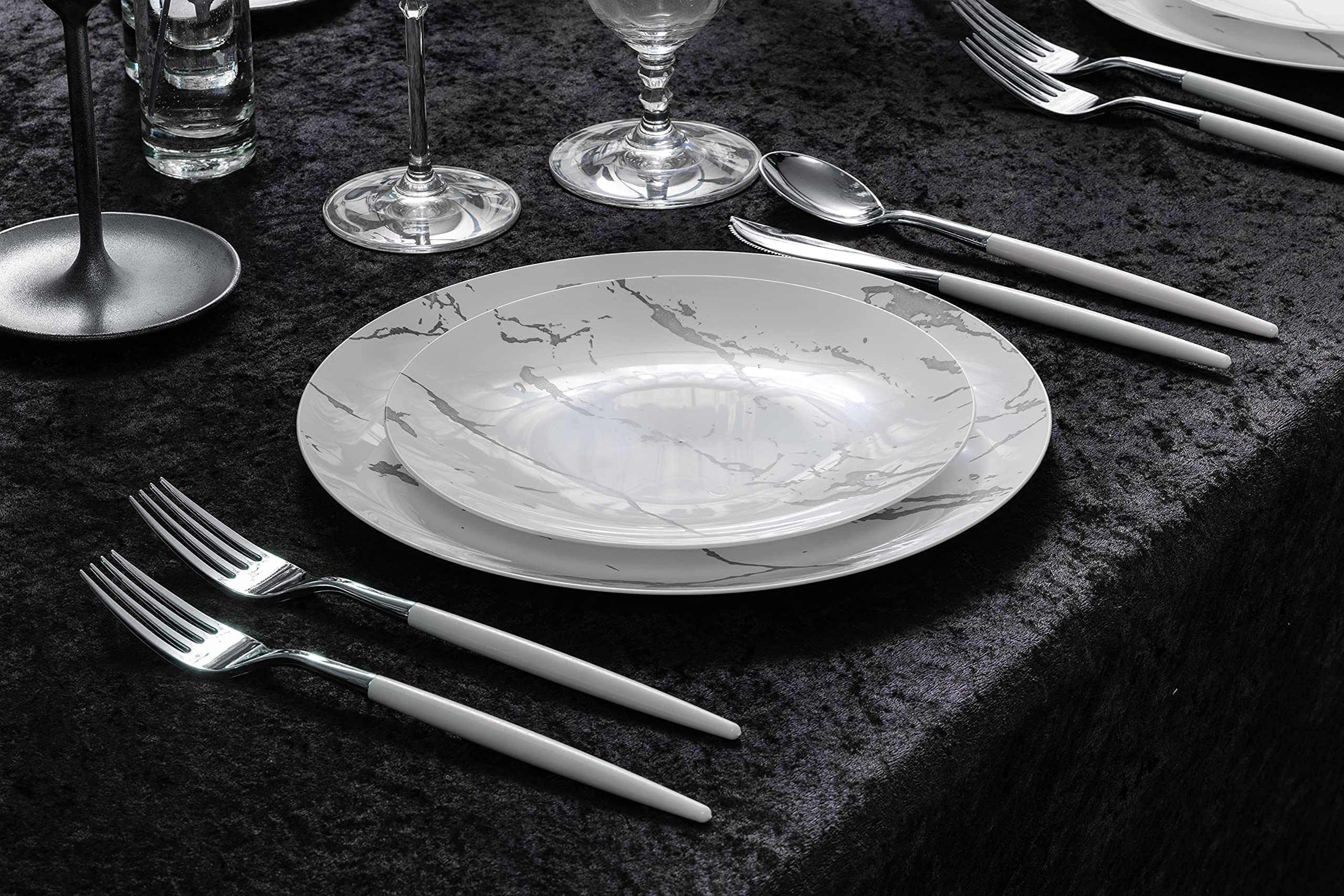 Trendables 120 Pack Heavy Duty Disposable Plastic Forks - Elegant Dual-Tone White & Silver Plastic Utensils for Weddings, Parties, Catering & Events - Perfect for Outdoor Dining, Picnics & Office Lunches