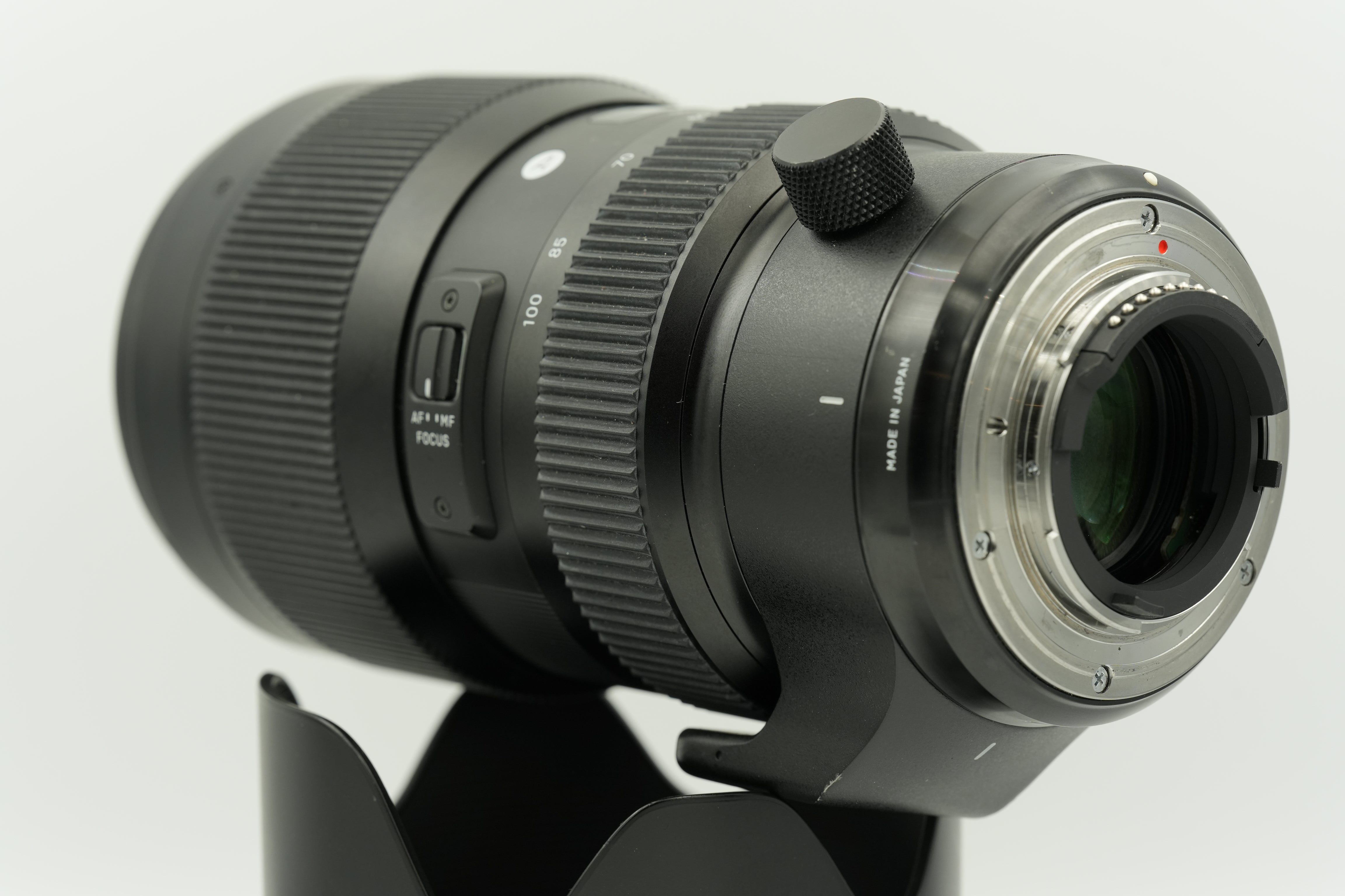 Used Sigma 50-100mm f/1.8 DC HSM ART Lens for Nikon F Mount - Perfect for Portrait, Wedding & Low-Light Photography