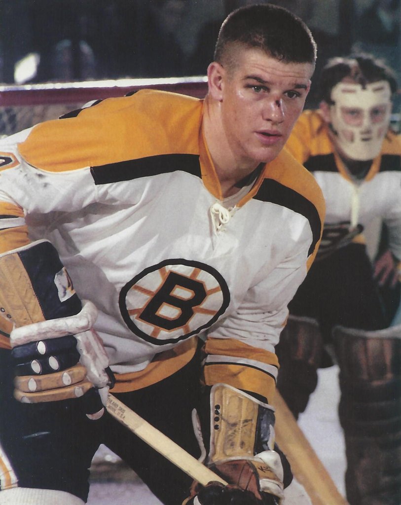 Boston Bruins Bobby Orr 8x10 Photo - Vintage Hockey Memorabilia, NHL Collectible, Sports Wall Decor for Man Cave, Game Room & Office