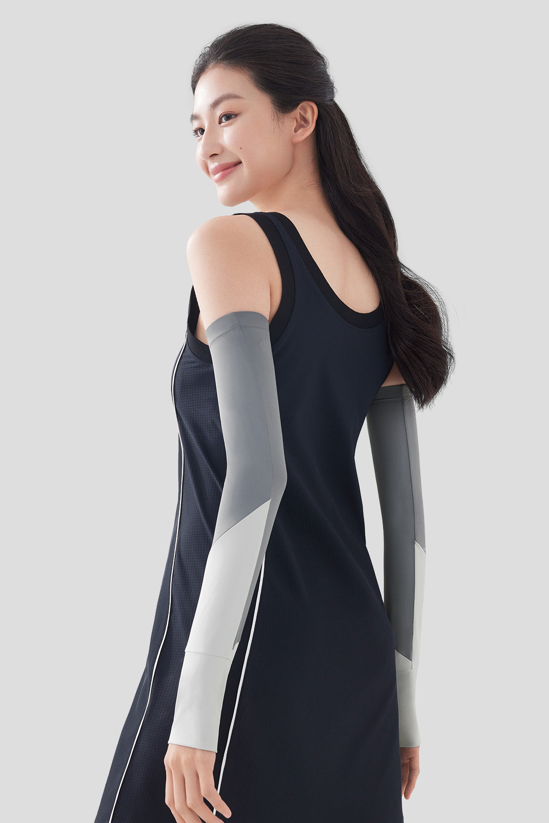 UPF50+ Women's Sun Protection Arm Sleeves for Outdoor Sports & Driving - Cooling UV Sunblock Sleeve Guards for Running, Cycling, Golf, Hiking, and Summer Activities