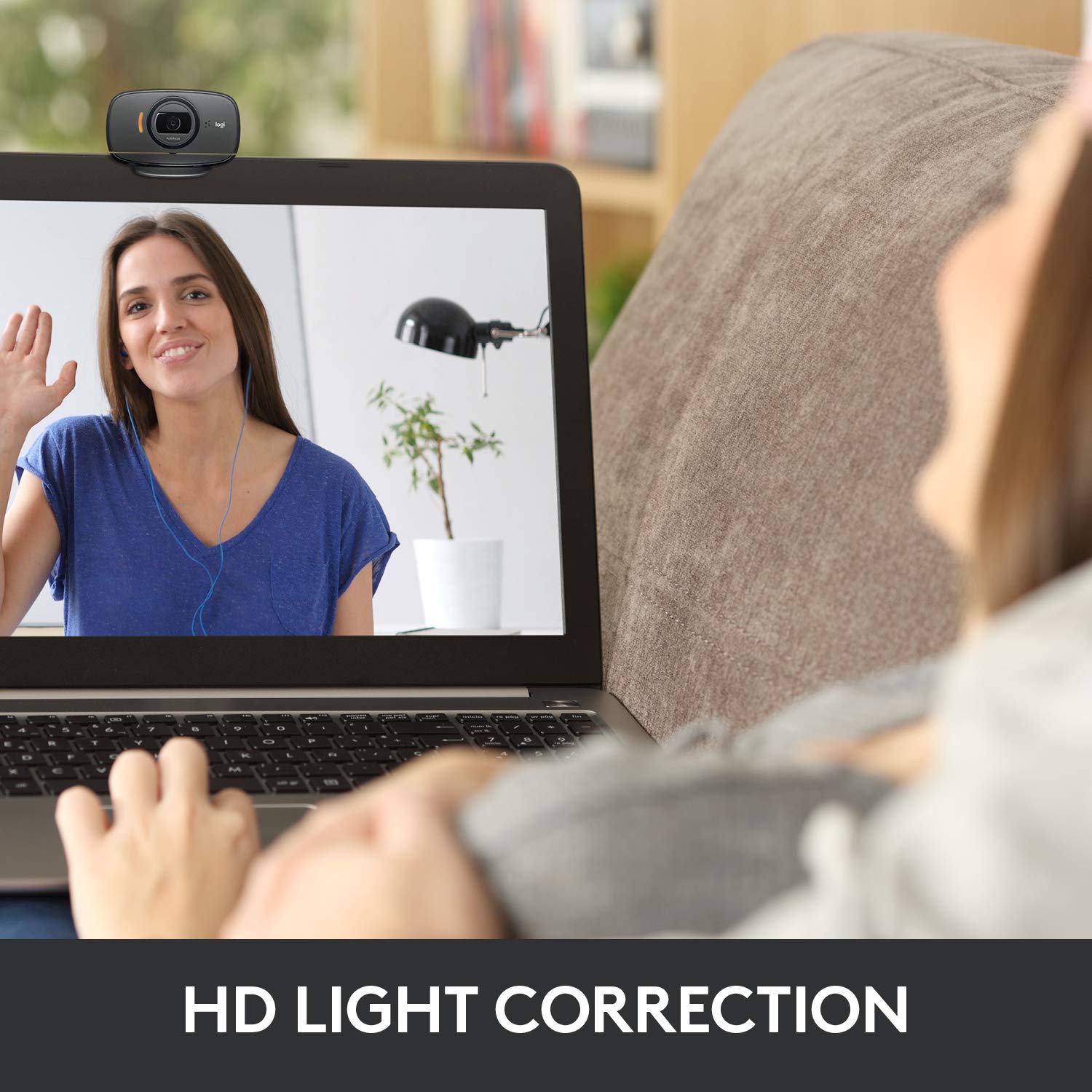 Logitech C525 USB HD Webcam - 1080p Full HD Video Calling Web Camera with Autofocus, Built-in Mic for PC, Mac, Laptop - Ideal for Zoom Meetings, Online Classes, Live Streaming & Video Conferencing