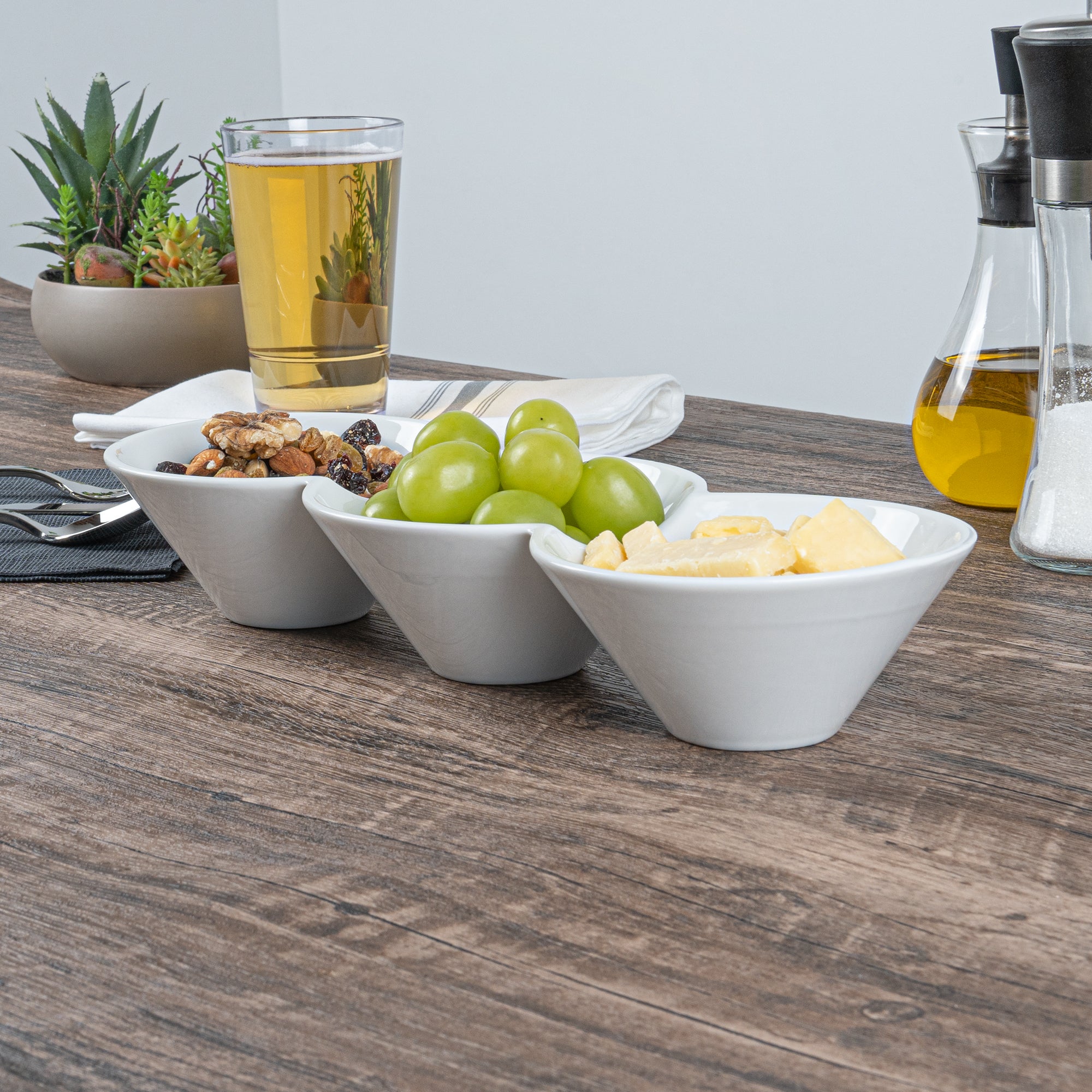 18 oz Round White Porcelain Modern Bowl Set - 13.5 x 5 x 2.25 Inches - 1 Count Box - Perfect for Soup, Salad, Cereal & Home Decor
