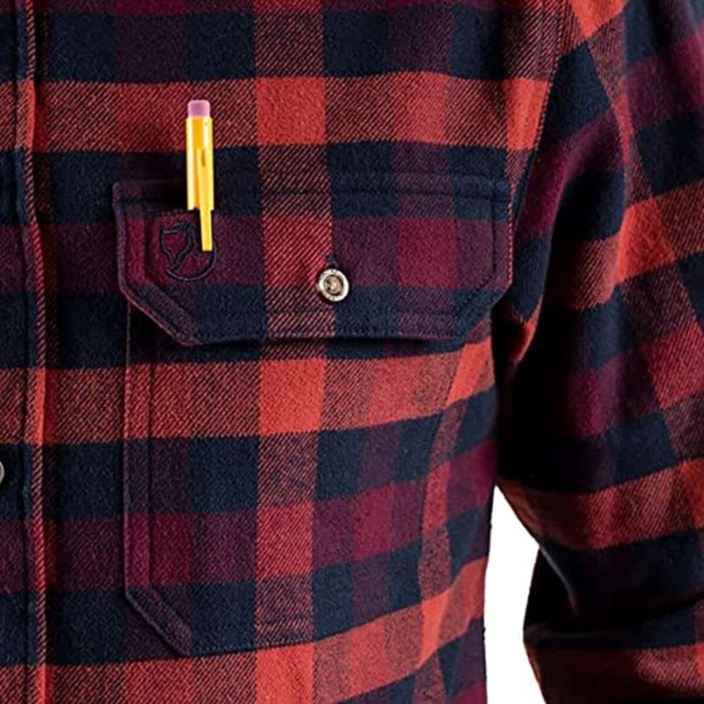 Fjallraven Skog Shirt for Men - Lightweight Hiking & Outdoor Adventure Shirt - Breathable Quick-Dry Travel Tee for Camping, Backpacking & Everyday Wear