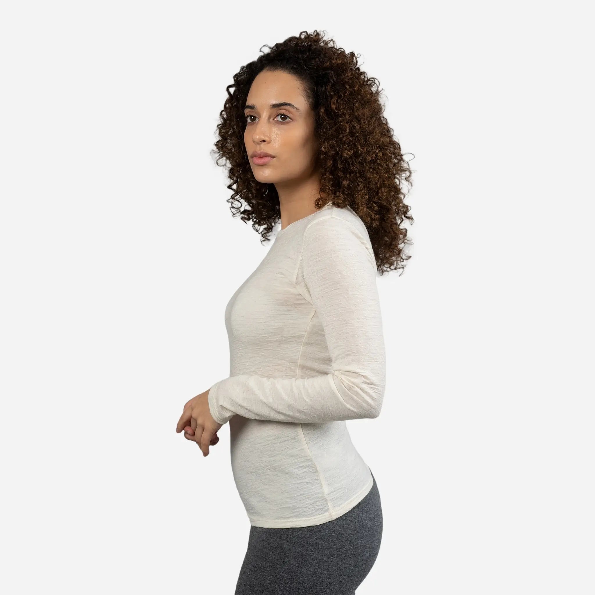 Ultralight Women's Alpaca Wool Long Sleeve T-Shirt - 160 GSM Soft & Warm Base Layer for Winter Hiking, Yoga & Casual Wear