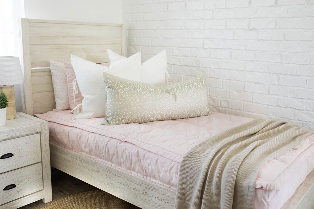 Ava Throw - Soft & Cozy Knit Blanket for Home, Office, or Travel - Perfect for Couch, Bed, and Outdoor Use