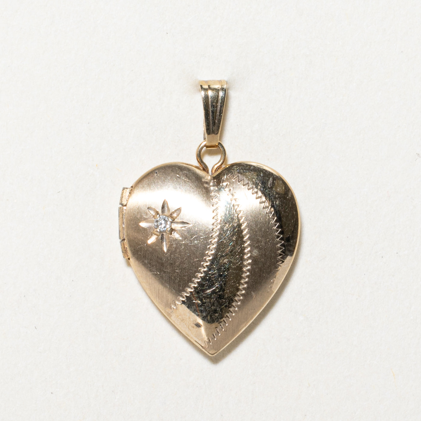 0.01ct Diamond Heart Locket Necklace for Women - Sterling Silver Star Pendant Jewelry Gift for Anniversary, Valentine's Day & Special Occasions