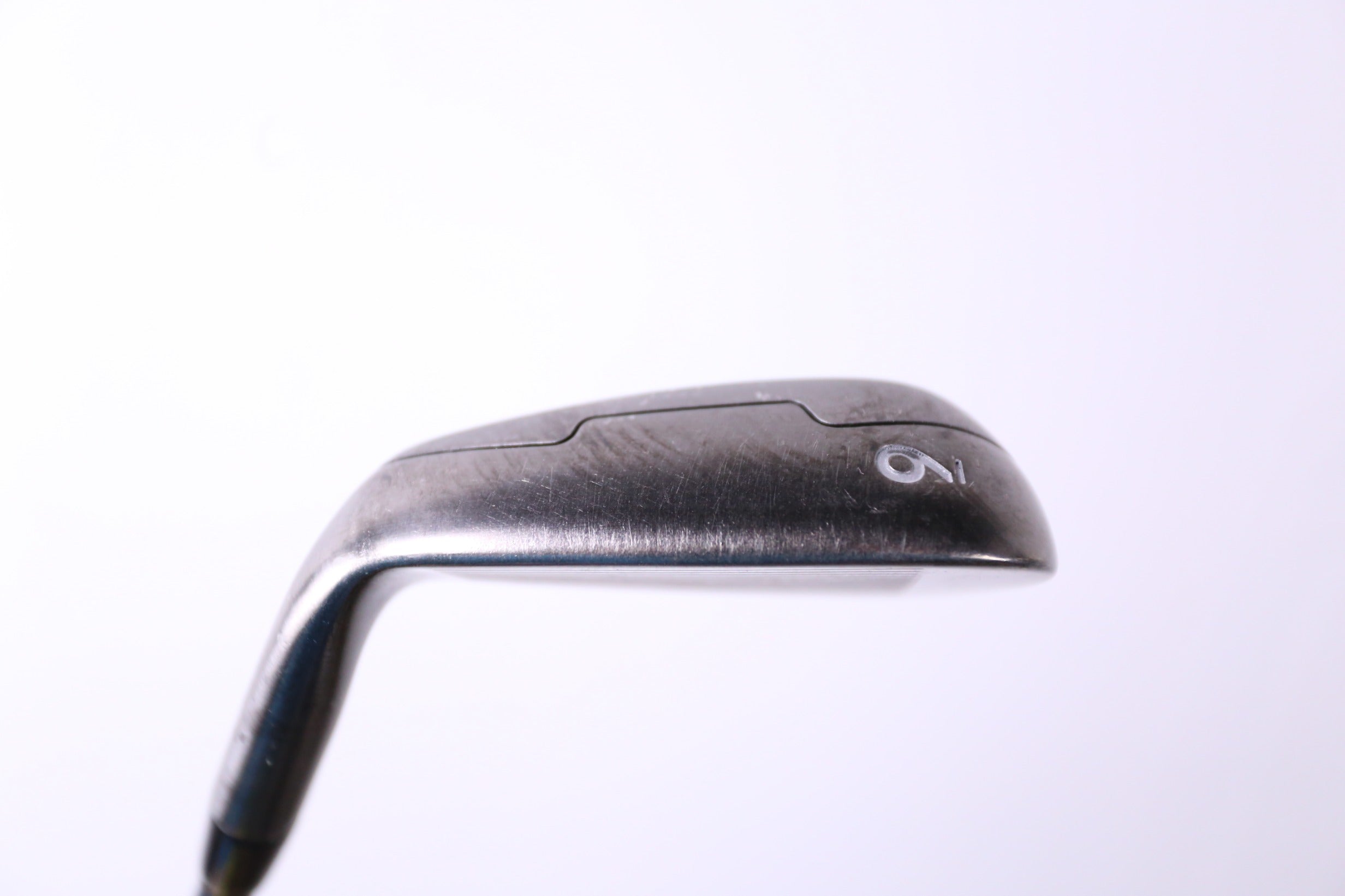 Adams Idea Tech V4.0 Hybrid 9 Iron Golf Club - Right Handed Regular Flex - Used - Perfect for Mid-Handicap Golfers & Driving Range Practice