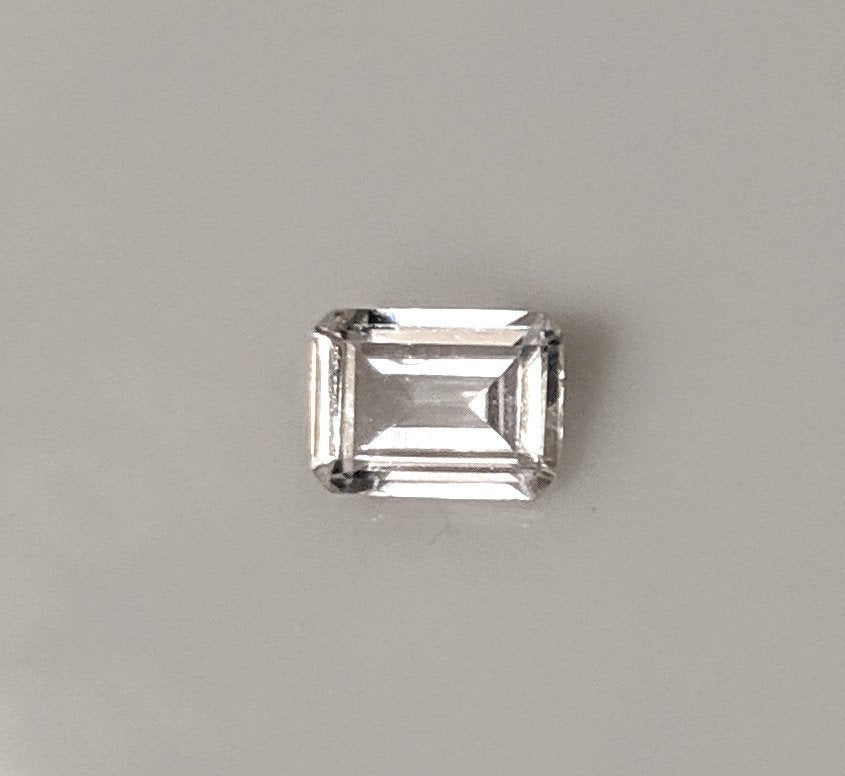 1.74ct Natural White Clear Sapphire Loose Stone - 8x6mm Emerald Cut VVS Clarity, September Birthstone, Diamond Alternative for Jewelry Making & Engagement Rings