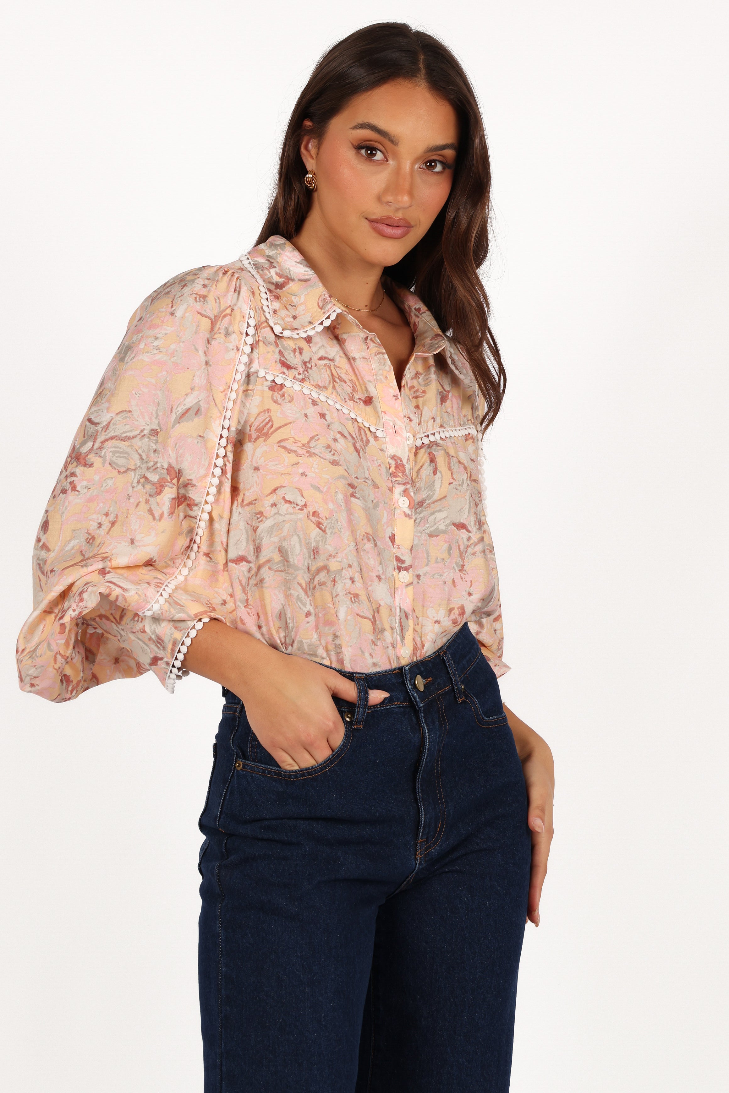 Floria Top Beige Floral Print Women's Blouse - Elegant Casual Wear for Office, Date Night & Spring Outfits