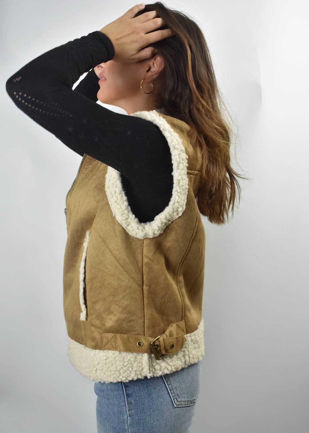 Stylish it Girl Shearling Vest in Beige - Cozy Winter Fashion for Women | Perfect for Casual Outings & Date Nights